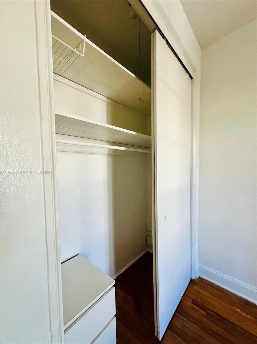 Small Image of 1606 JEFFERSON AVE #1, Miami Beach Number 7