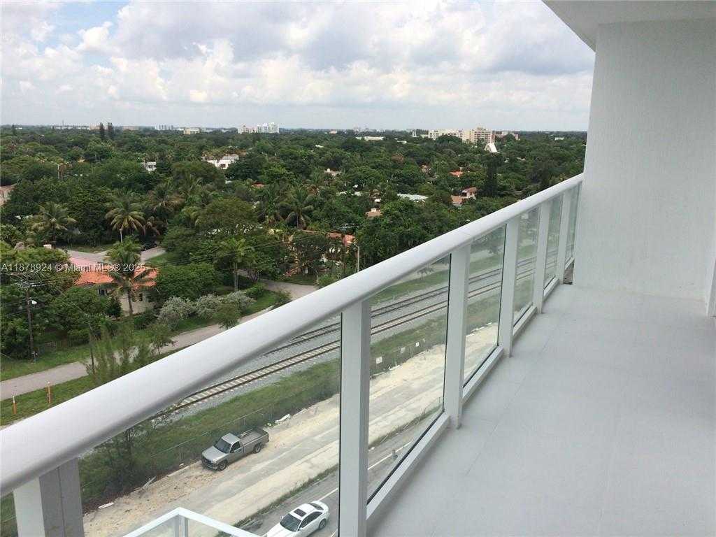 Small Image of 4250 BISCAYNE BLVD #915, Miami Number 6