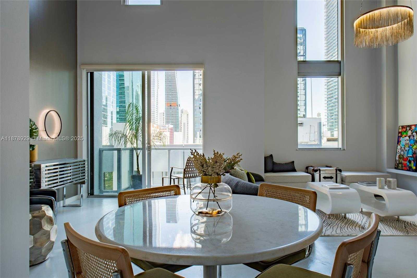 Small Image of 1060 BRICKELL AVE #1015, Miami Number 10