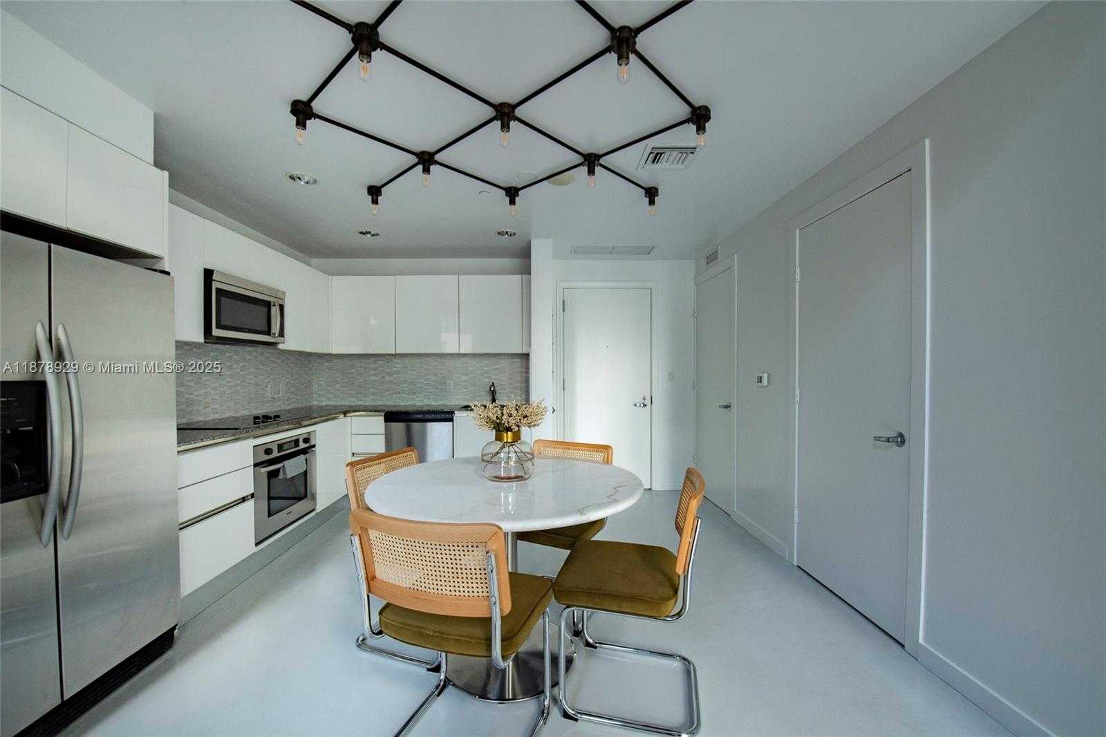 Small Image of 1060 BRICKELL AVE #1015, Miami Number 13