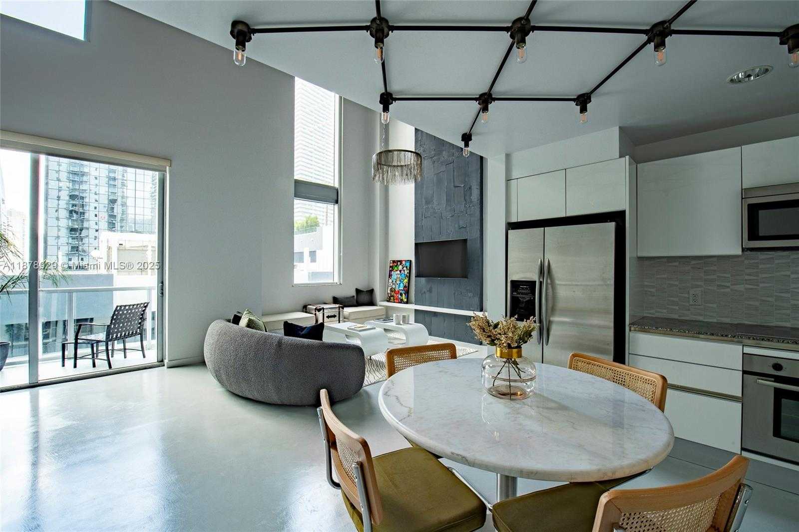 Small Image of 1060 BRICKELL AVE #1015, Miami Number 46