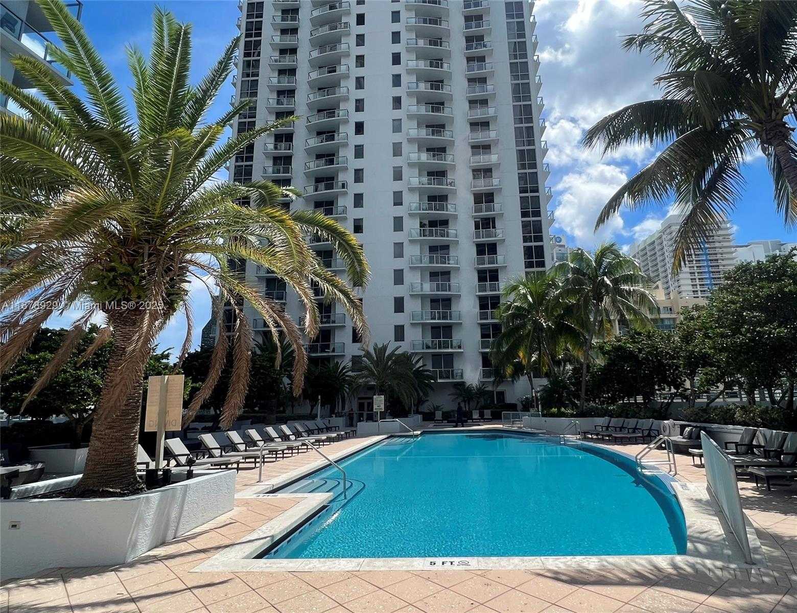 Small Image of 1060 BRICKELL AVE #1015, Miami Number 51