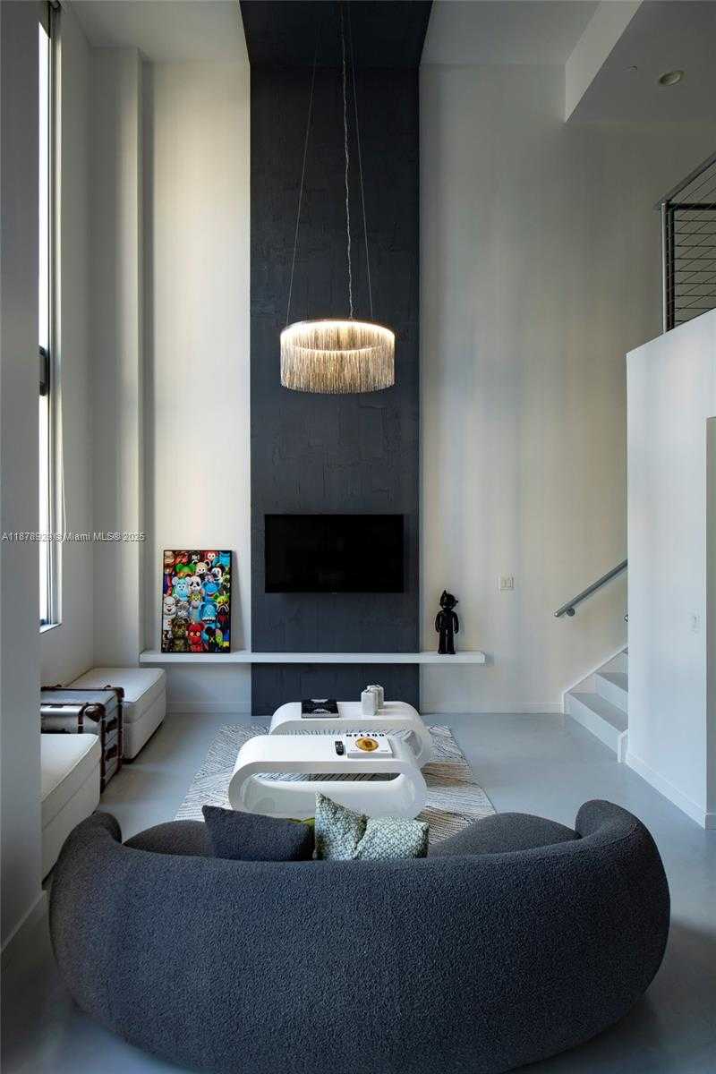 Small Image of 1060 BRICKELL AVE #1015, Miami Number 8