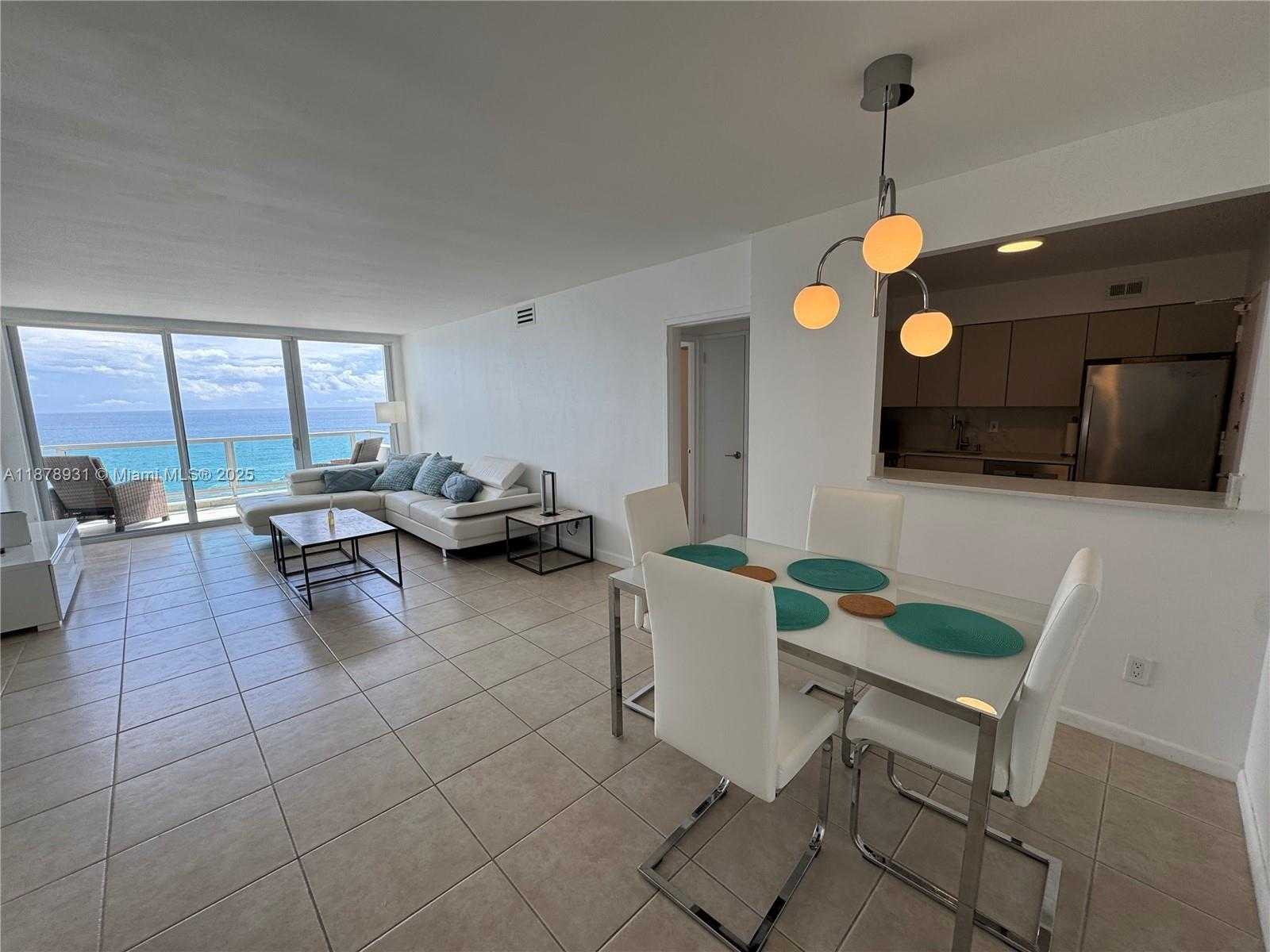 Small Image of 5161 COLLINS AVE #1717, Miami Beach Number 10