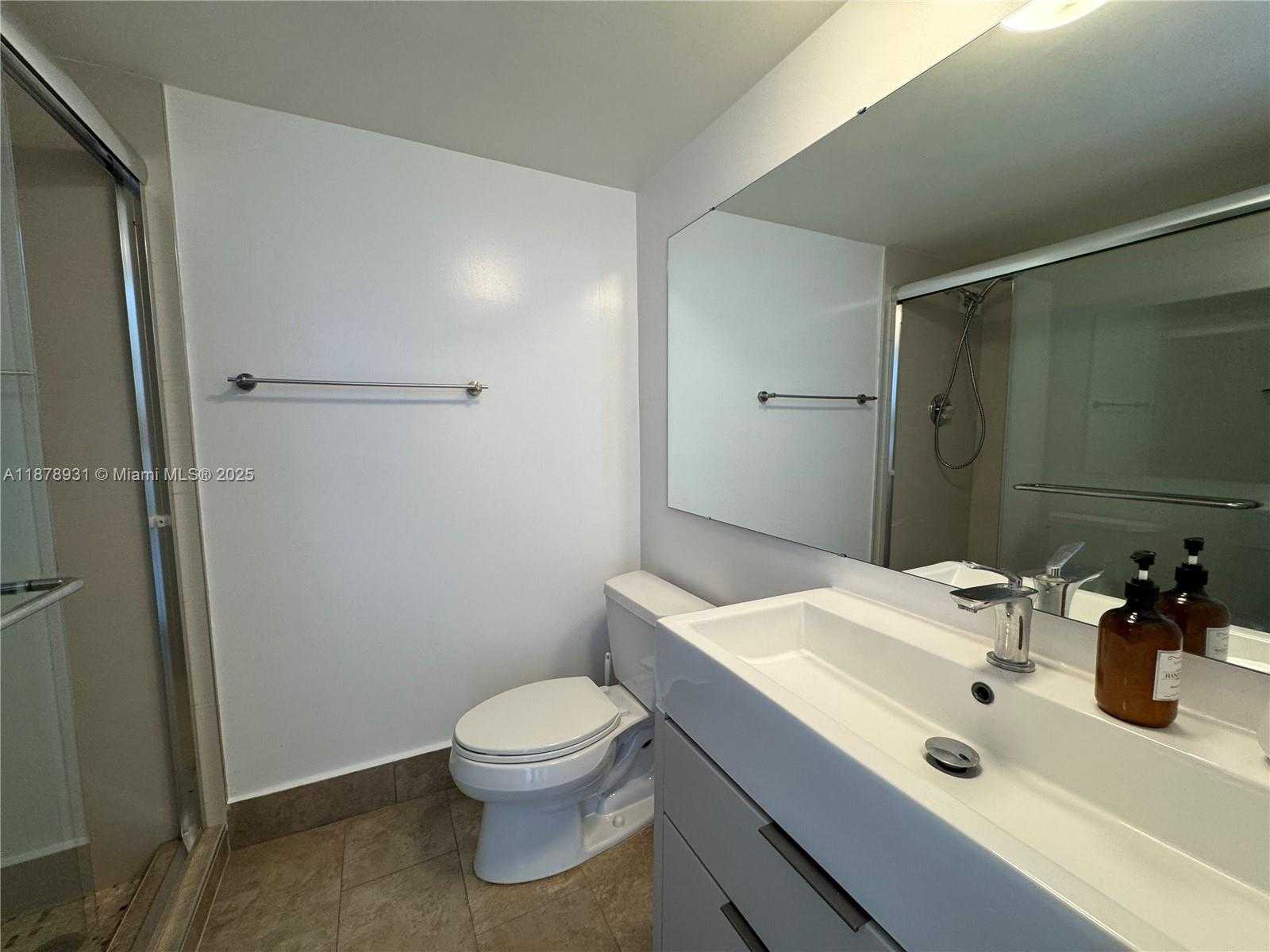 Small Image of 5161 COLLINS AVE #1717, Miami Beach Number 22