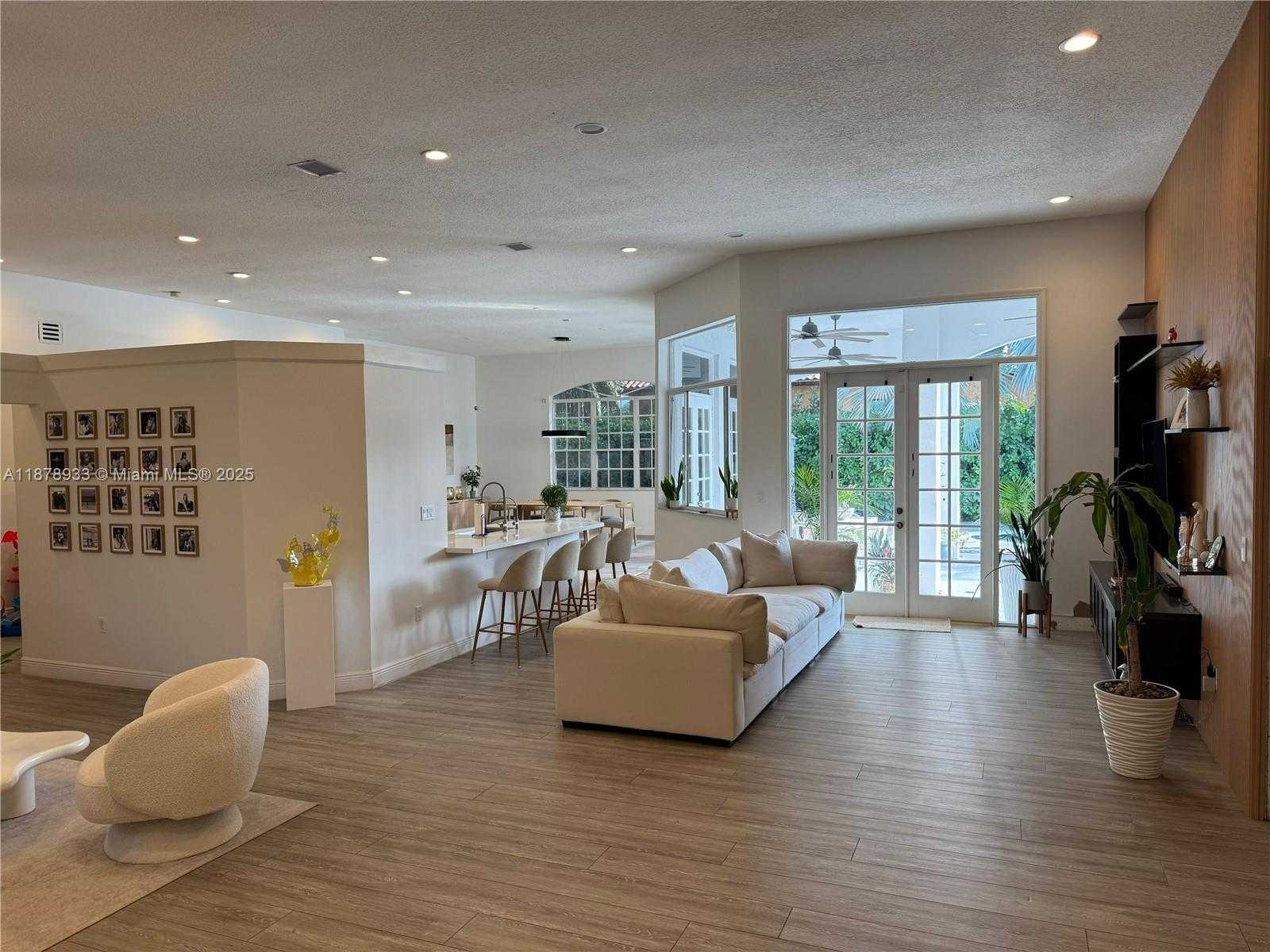 Small Image of 14601 SOUTH WEST 99TH AVE, Miami Number 19