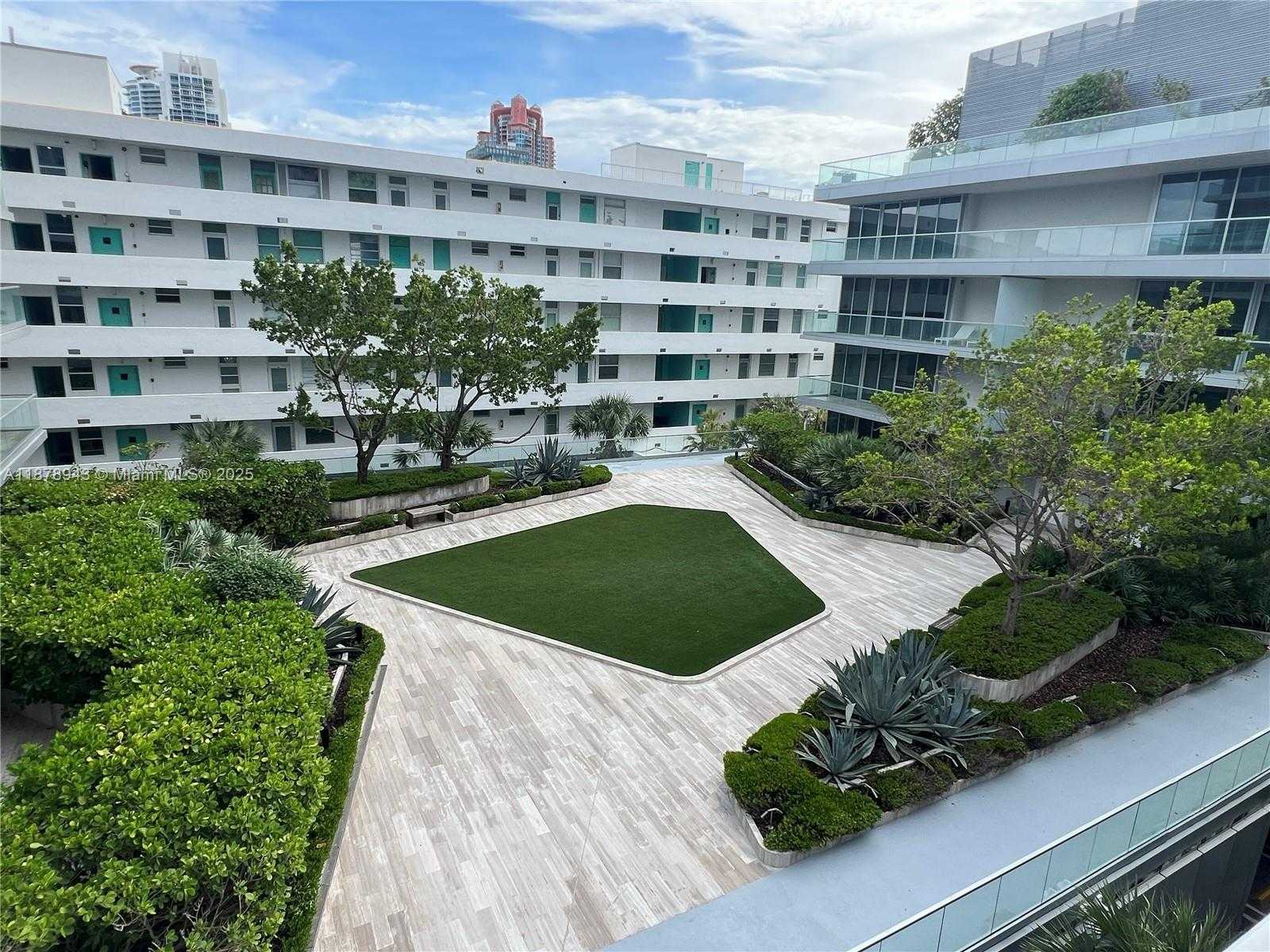 Small Image of 325 OCEAN DR #506, Miami Beach Number 16