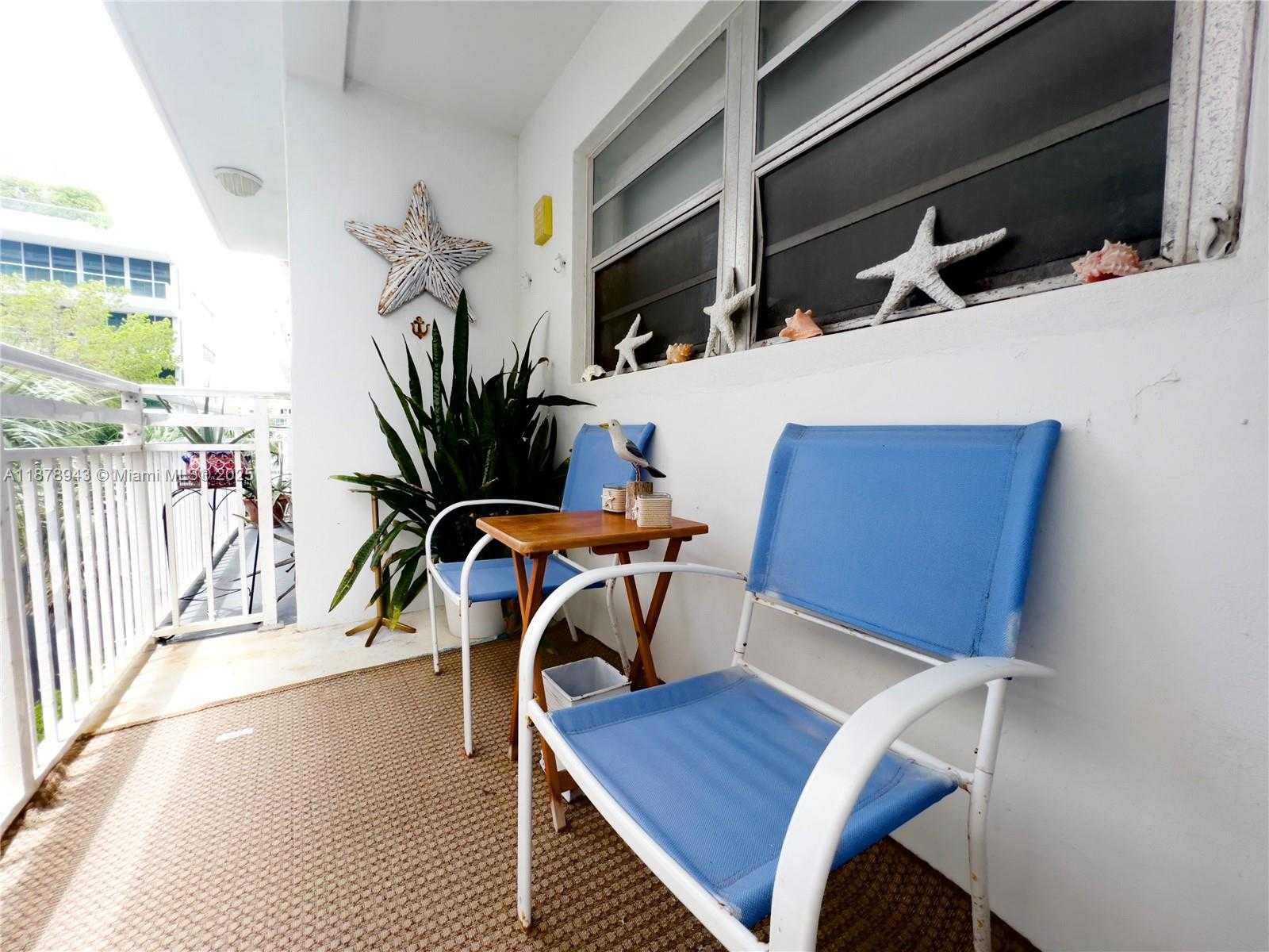 Small Image of 325 OCEAN DR #506, Miami Beach Number 2