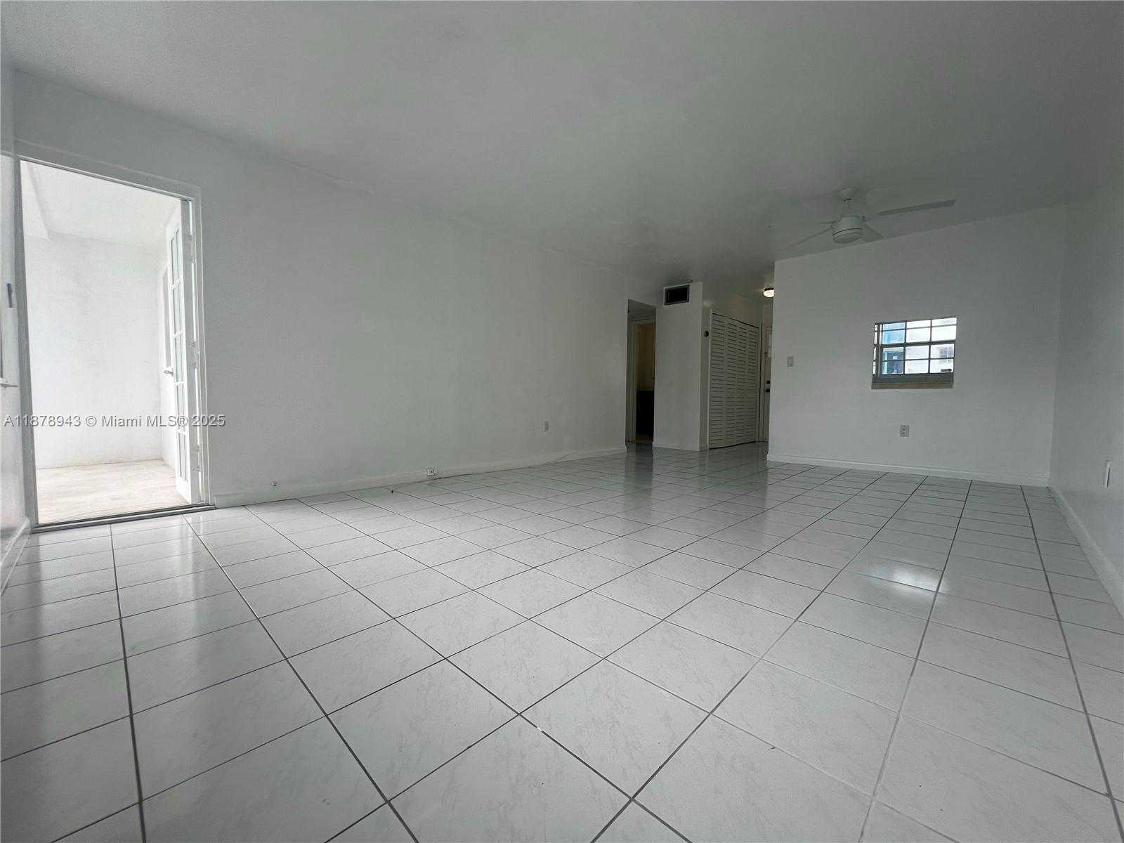 Small Image of 325 OCEAN DR #506, Miami Beach Number 6