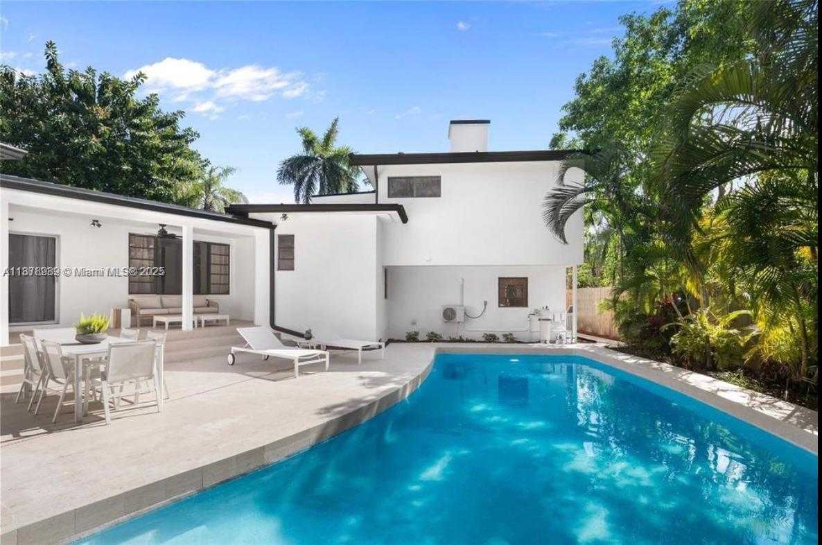 Small Image of 4444 ADAMS AVE, Miami Beach Number 23