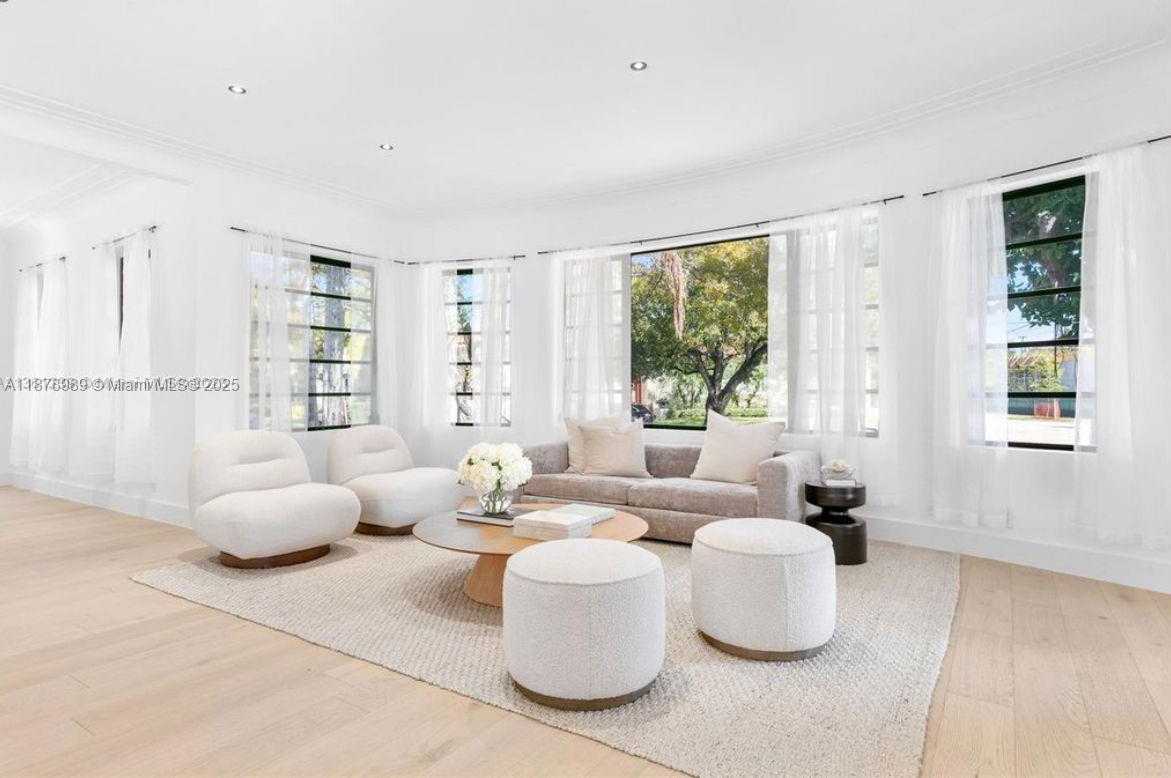 Small Image of 4444 ADAMS AVE, Miami Beach Number 6