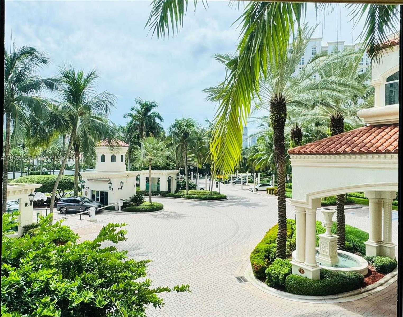 Small Image of 20000 EAST COUNTRY CLUB DR #209, Aventura Number 16