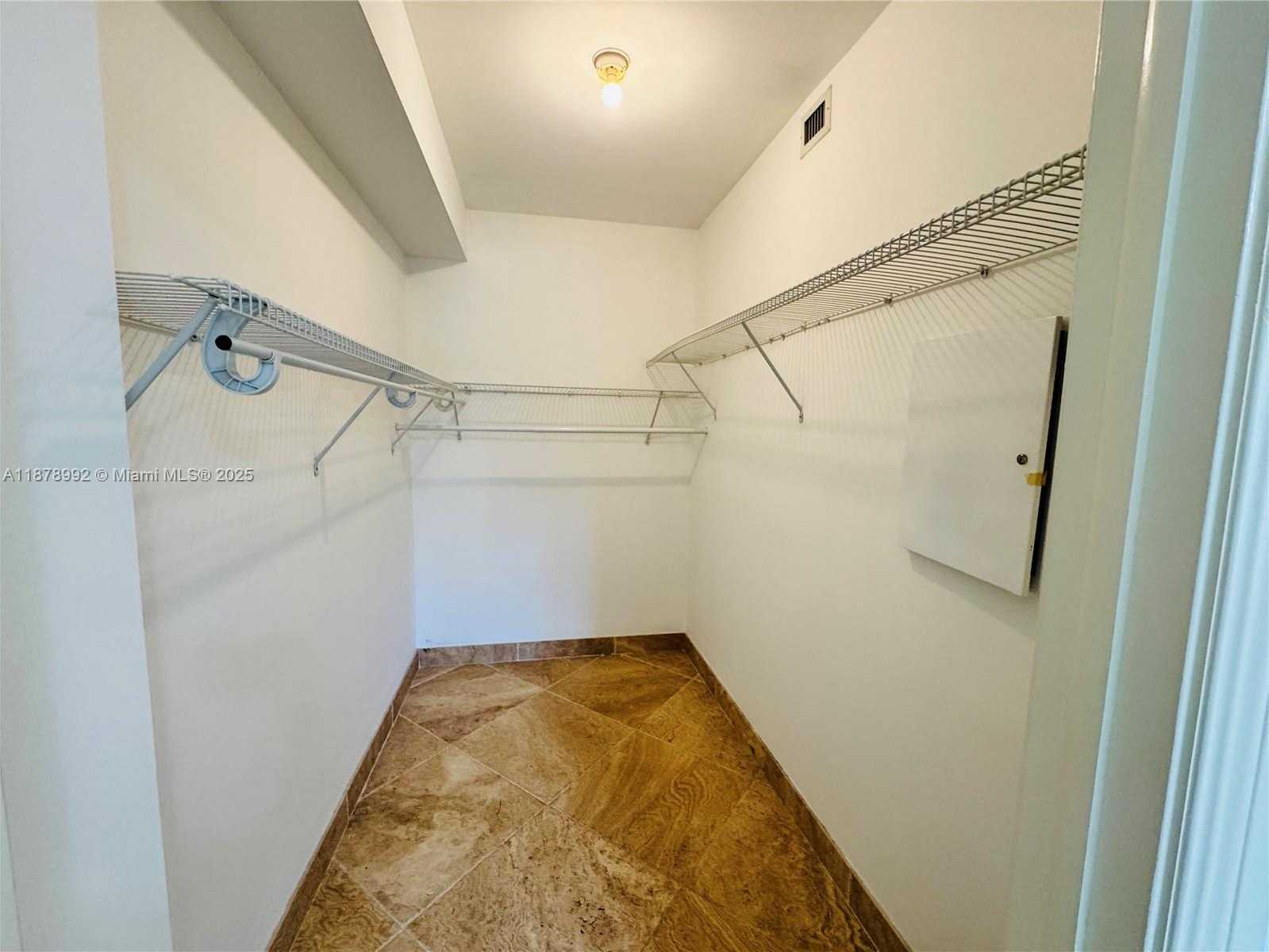 Small Image of 20000 EAST COUNTRY CLUB DR #209, Aventura Number 22