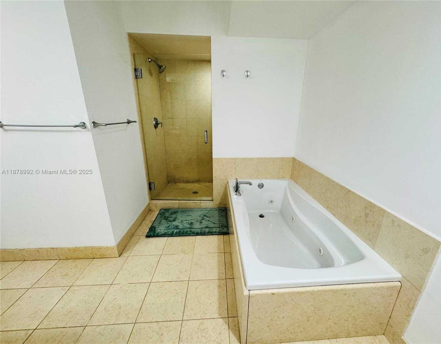Small Image of 20000 EAST COUNTRY CLUB DR #209, Aventura Number 25