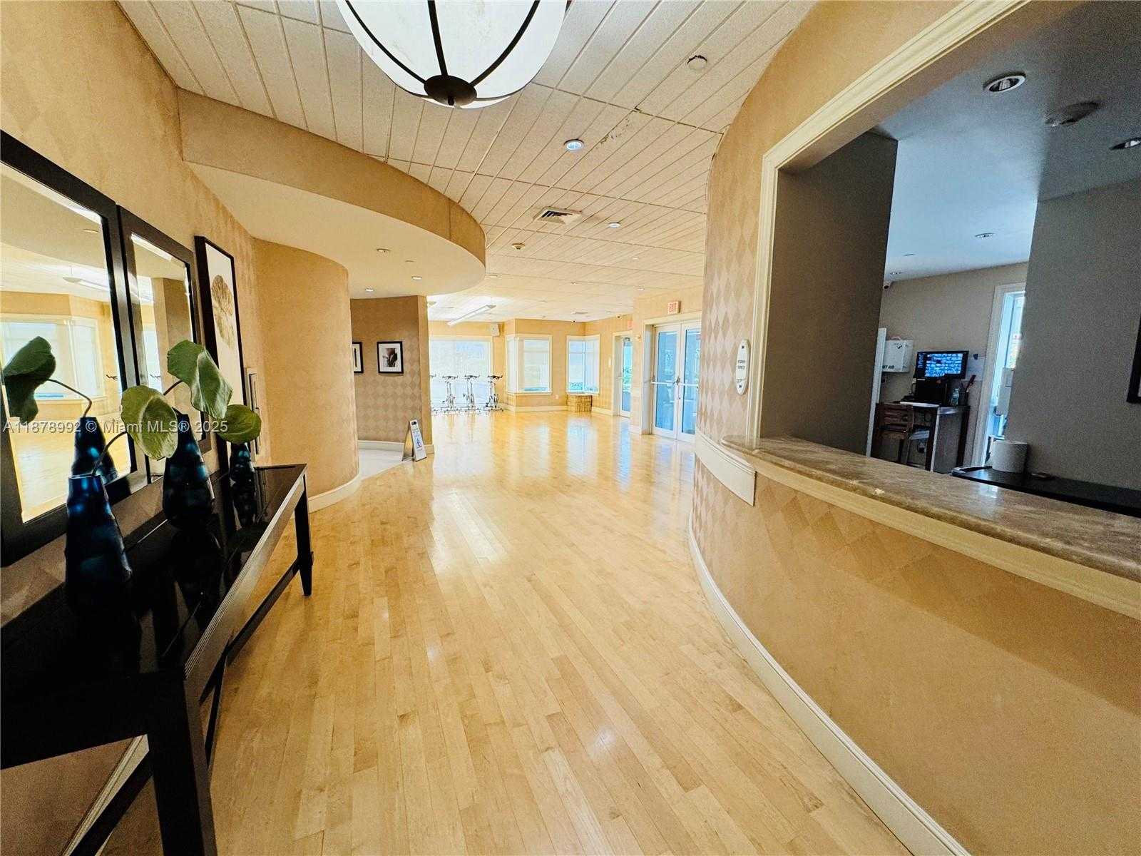 Small Image of 20000 EAST COUNTRY CLUB DR #209, Aventura Number 36