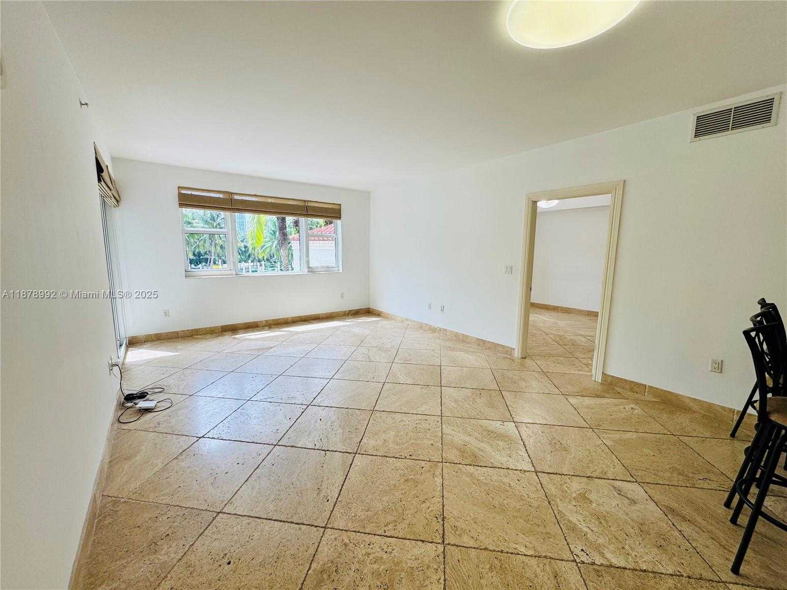 Small Image of 20000 EAST COUNTRY CLUB DR #209, Aventura Number 7