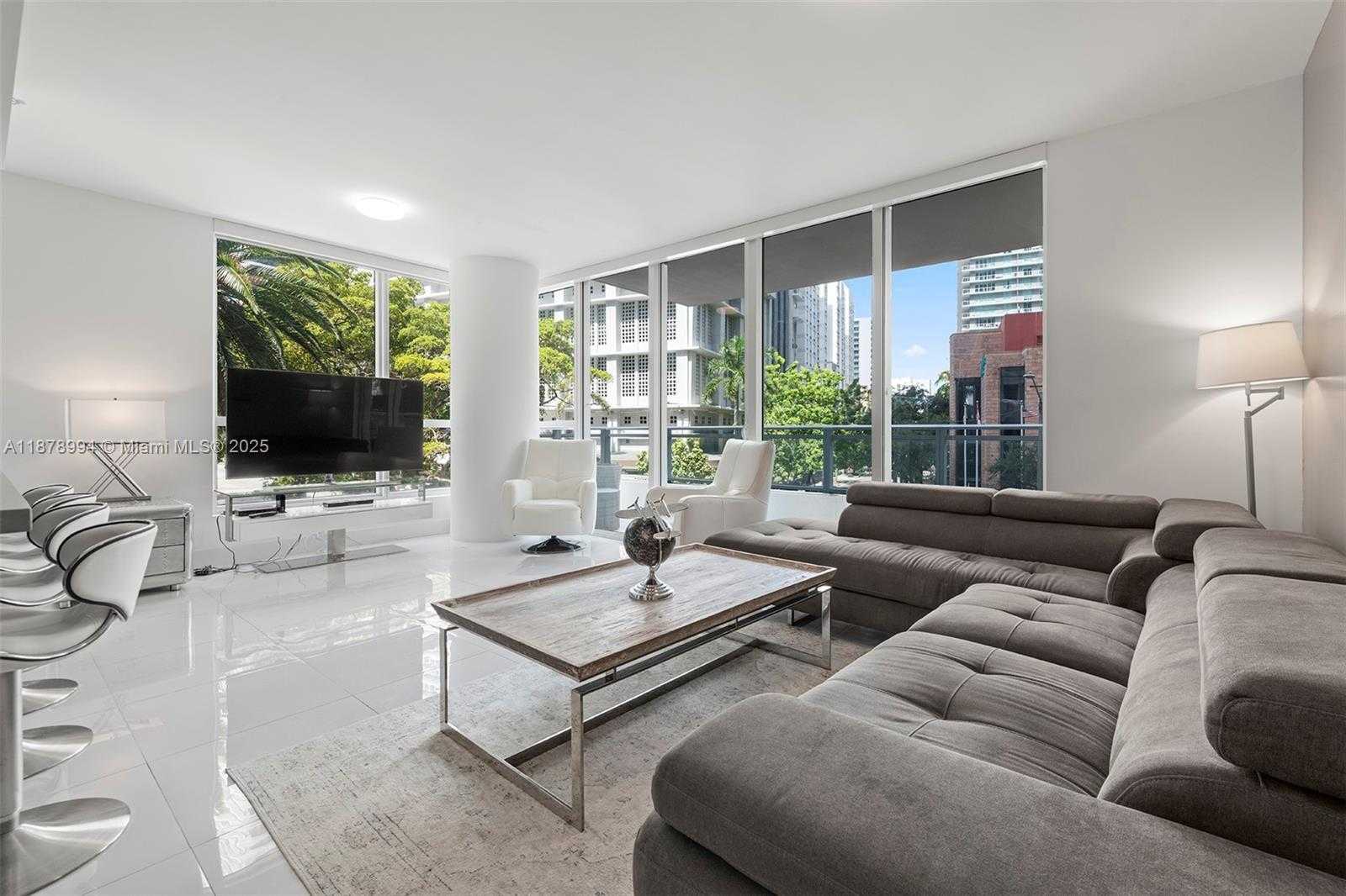 Small Image of 1080 BRICKELL AVE #209, Miami Number 3