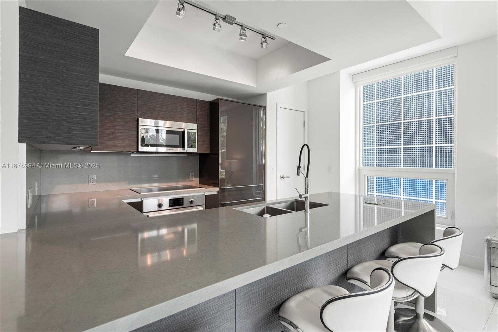 Small Image of 1080 BRICKELL AVE #209, Miami Number 6