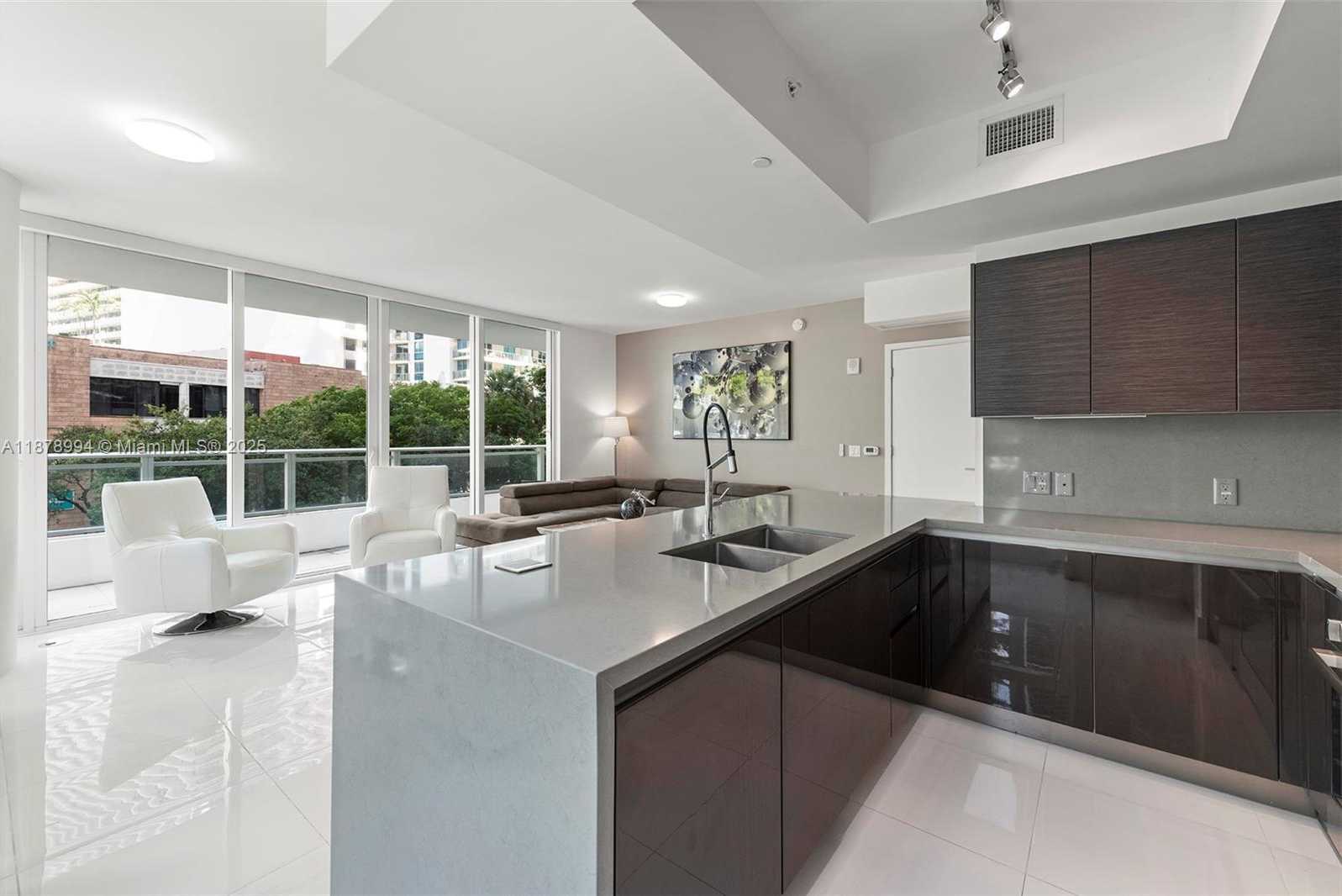 Small Image of 1080 BRICKELL AVE #209, Miami Number 9