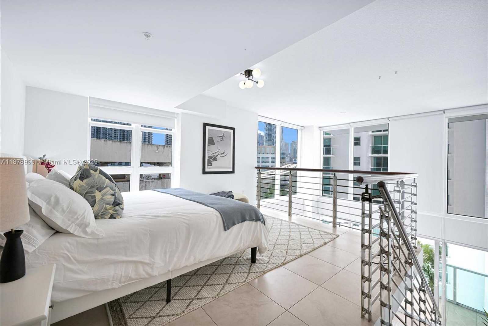 Small Image of 41 SOUTH EAST 5TH ST #517, Miami Number 19