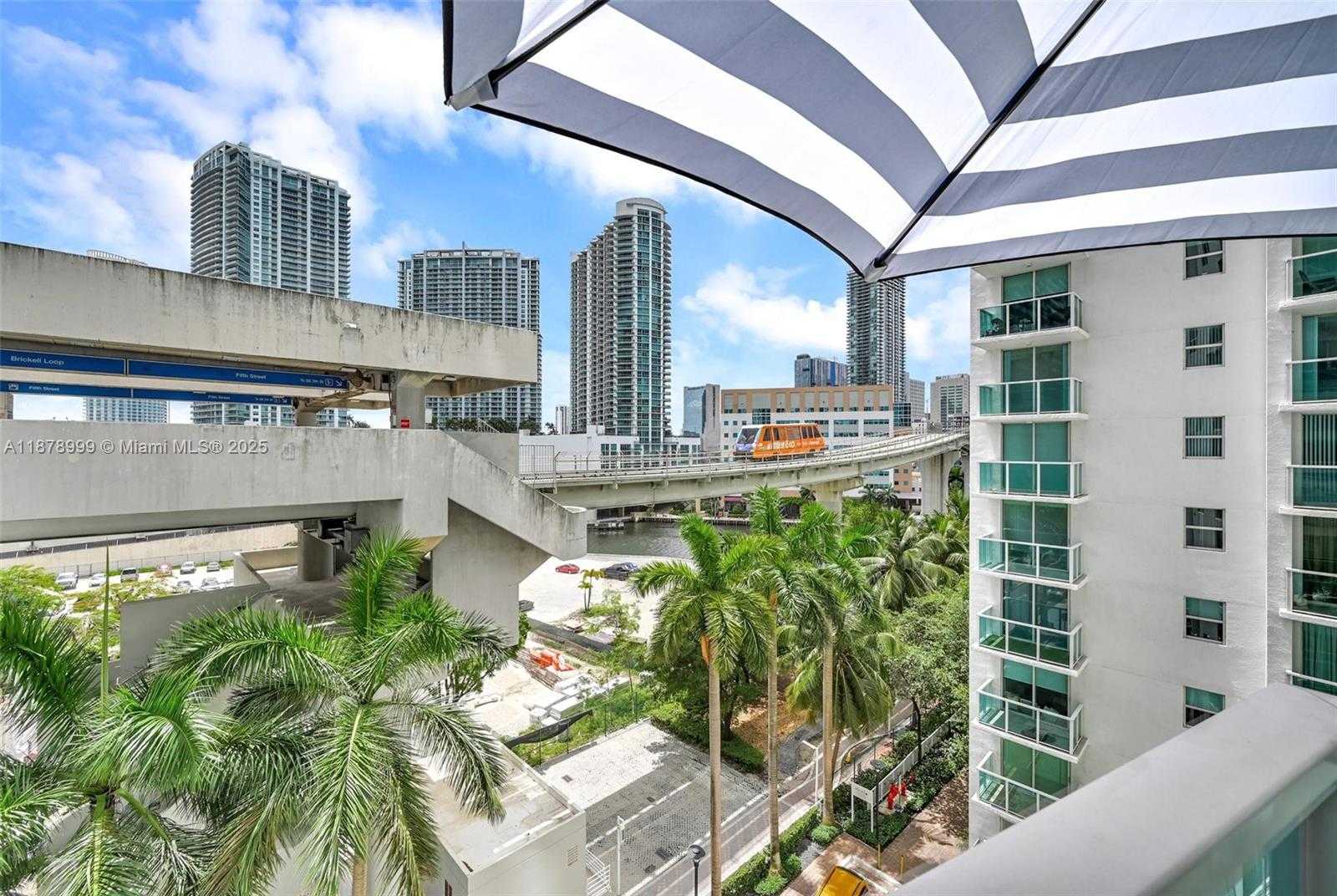 Small Image of 41 SOUTH EAST 5TH ST #517, Miami Number 36