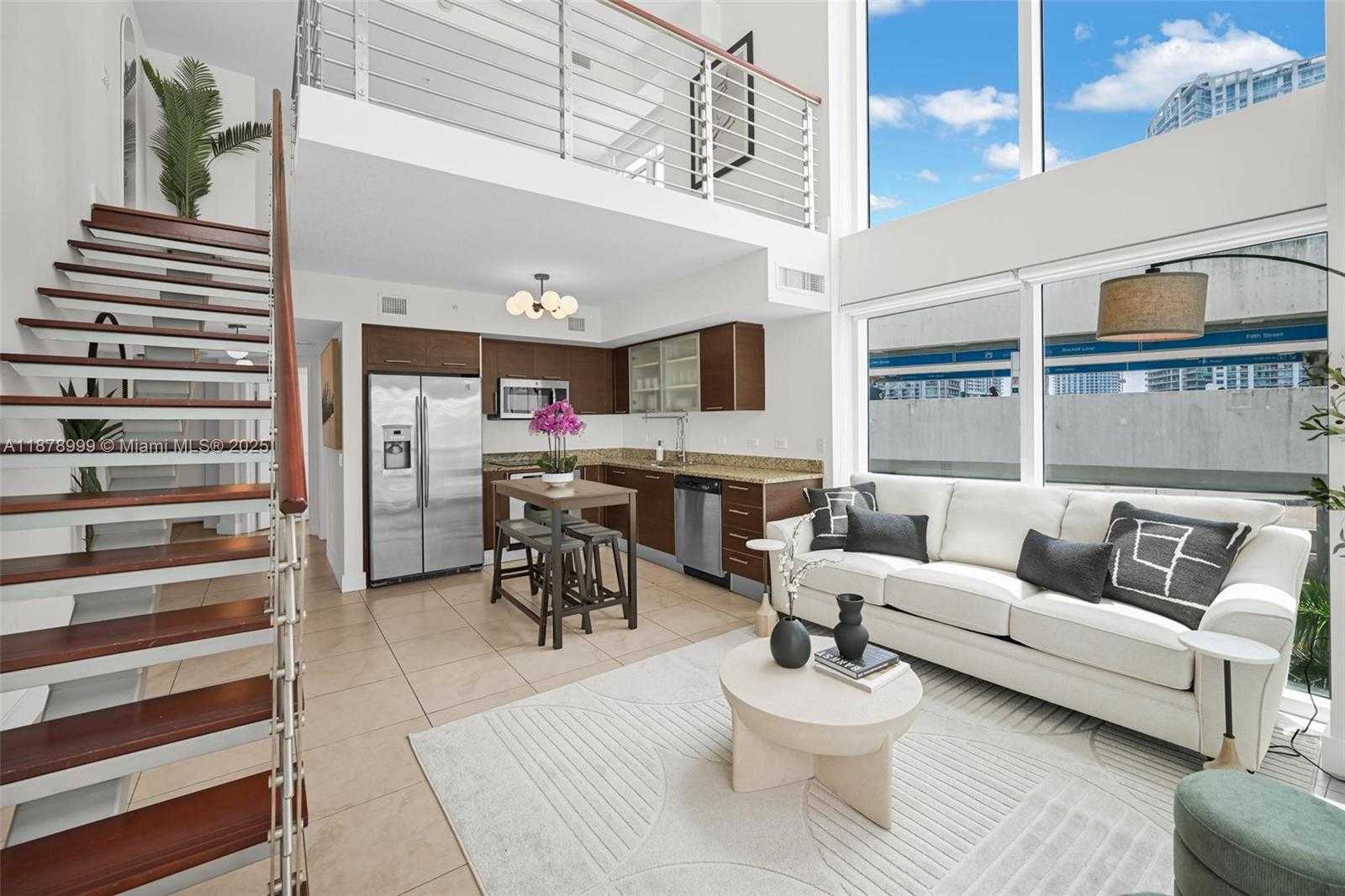 Small Image of 41 SOUTH EAST 5TH ST #517, Miami Number 6