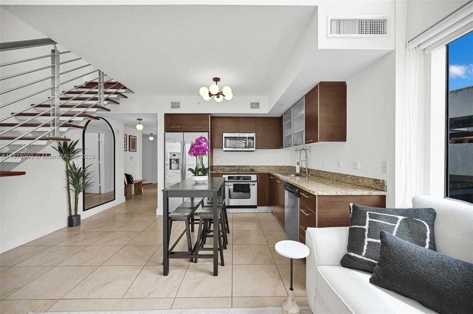 Small Image of 41 SOUTH EAST 5TH ST #517, Miami Number 9