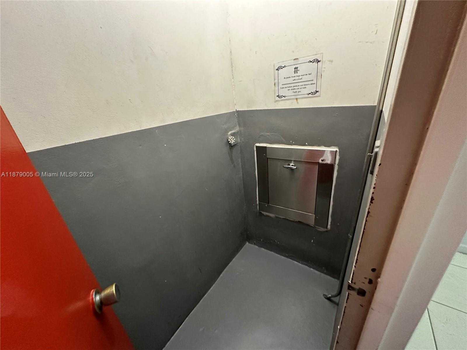Small Image of 7118 BONITA DR #305, Miami Beach Number 12