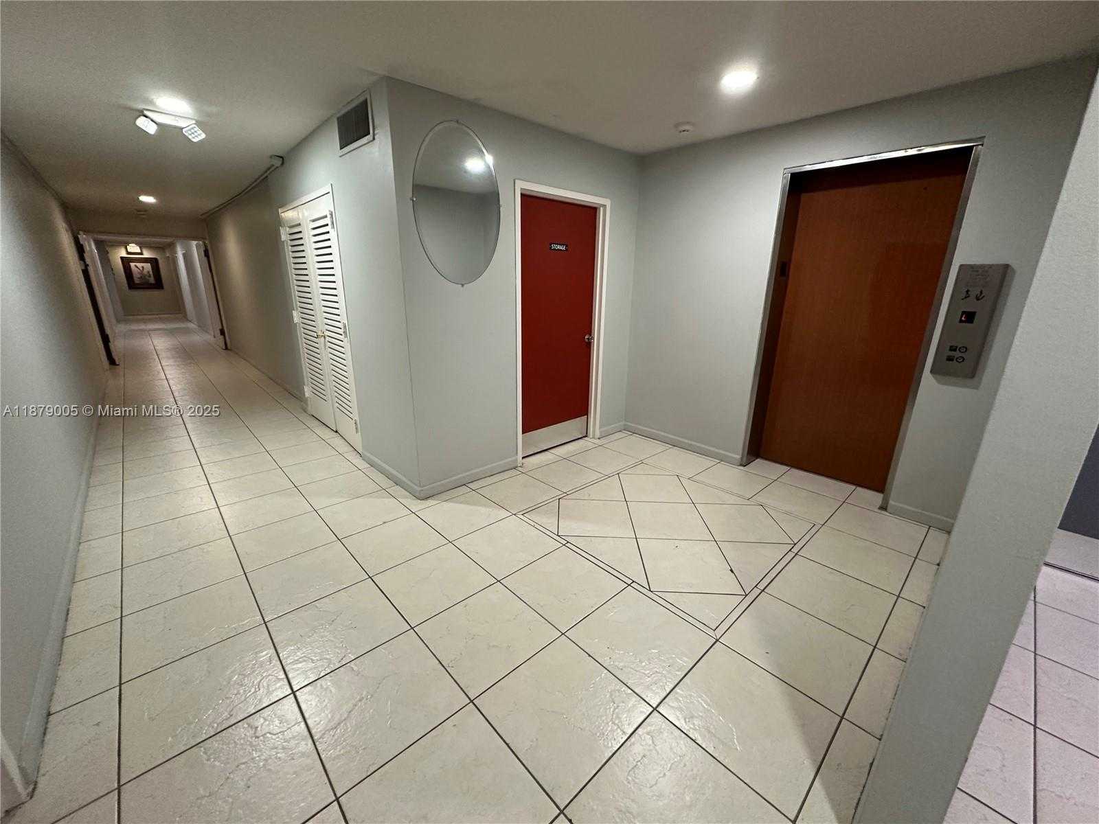 Small Image of 7118 BONITA DR #305, Miami Beach Number 14