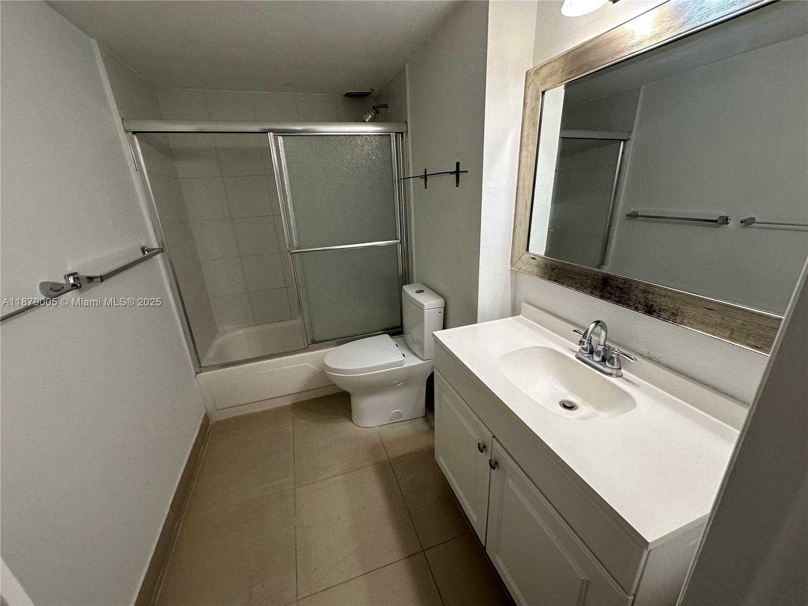 Small Image of 7118 BONITA DR #305, Miami Beach Number 9