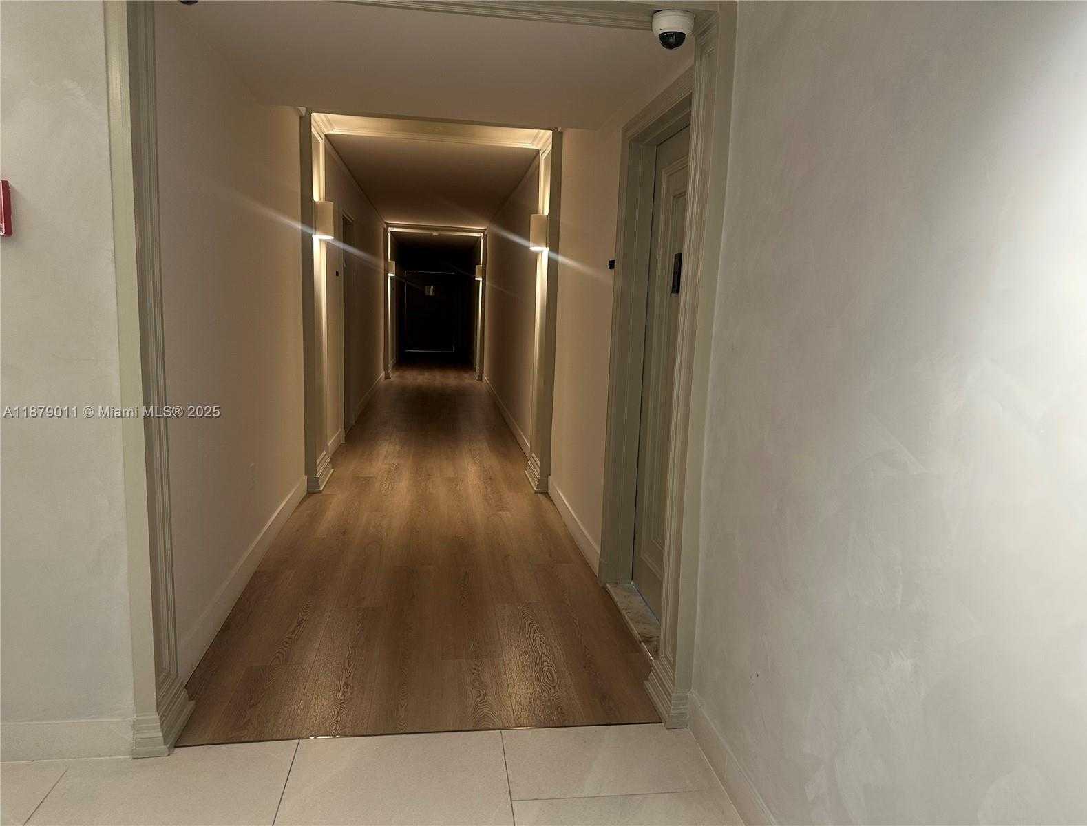 Small Image of 5415 COLLINS AVE #302A, Miami Beach Number 17