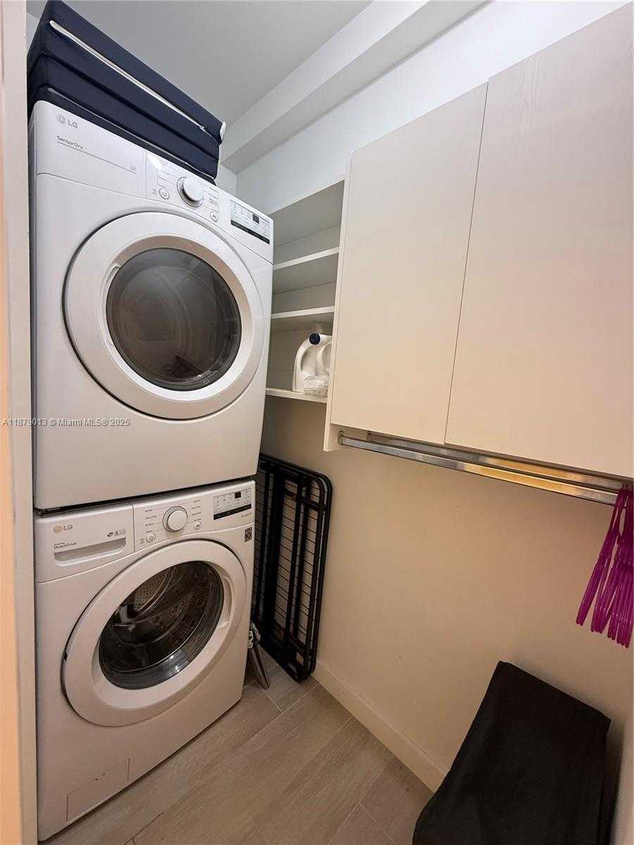 Small Image of 1600 SOUTH WEST 1ST AVE #409, Miami Number 10