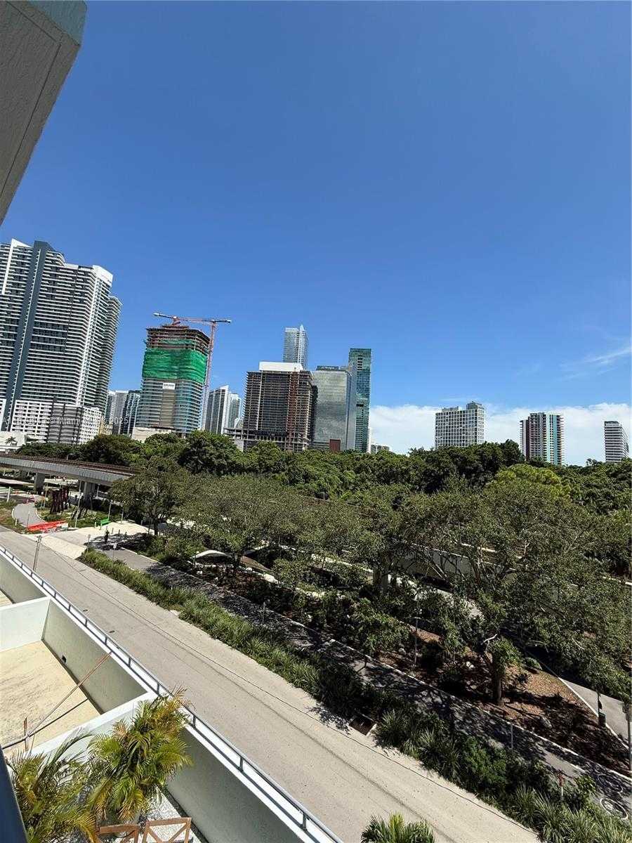 Small Image of 1600 SOUTH WEST 1ST AVE #409, Miami Number 16