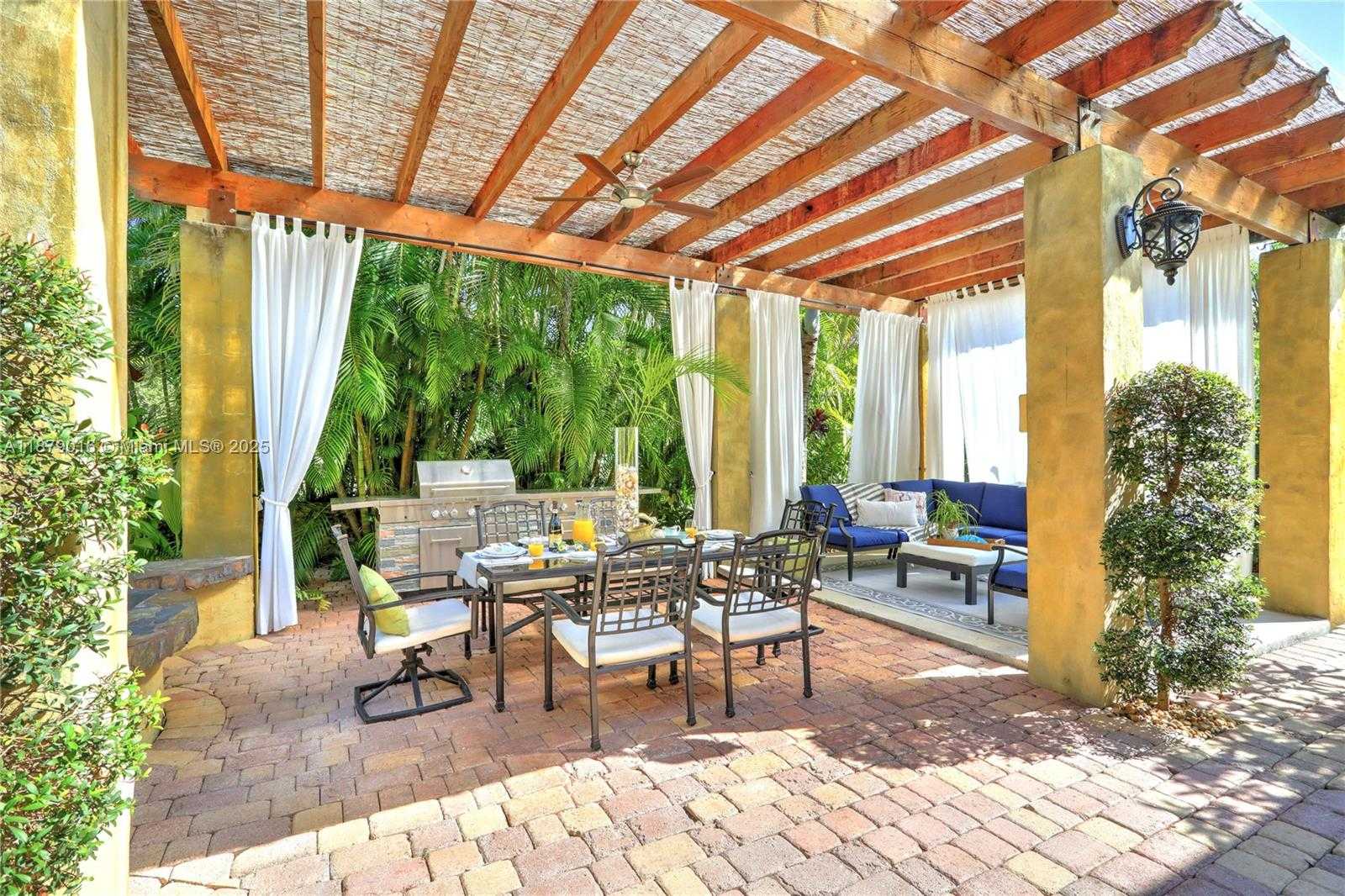 Small Image of 16645 SOUTH WEST 87TH CT, Palmetto Bay Number 15