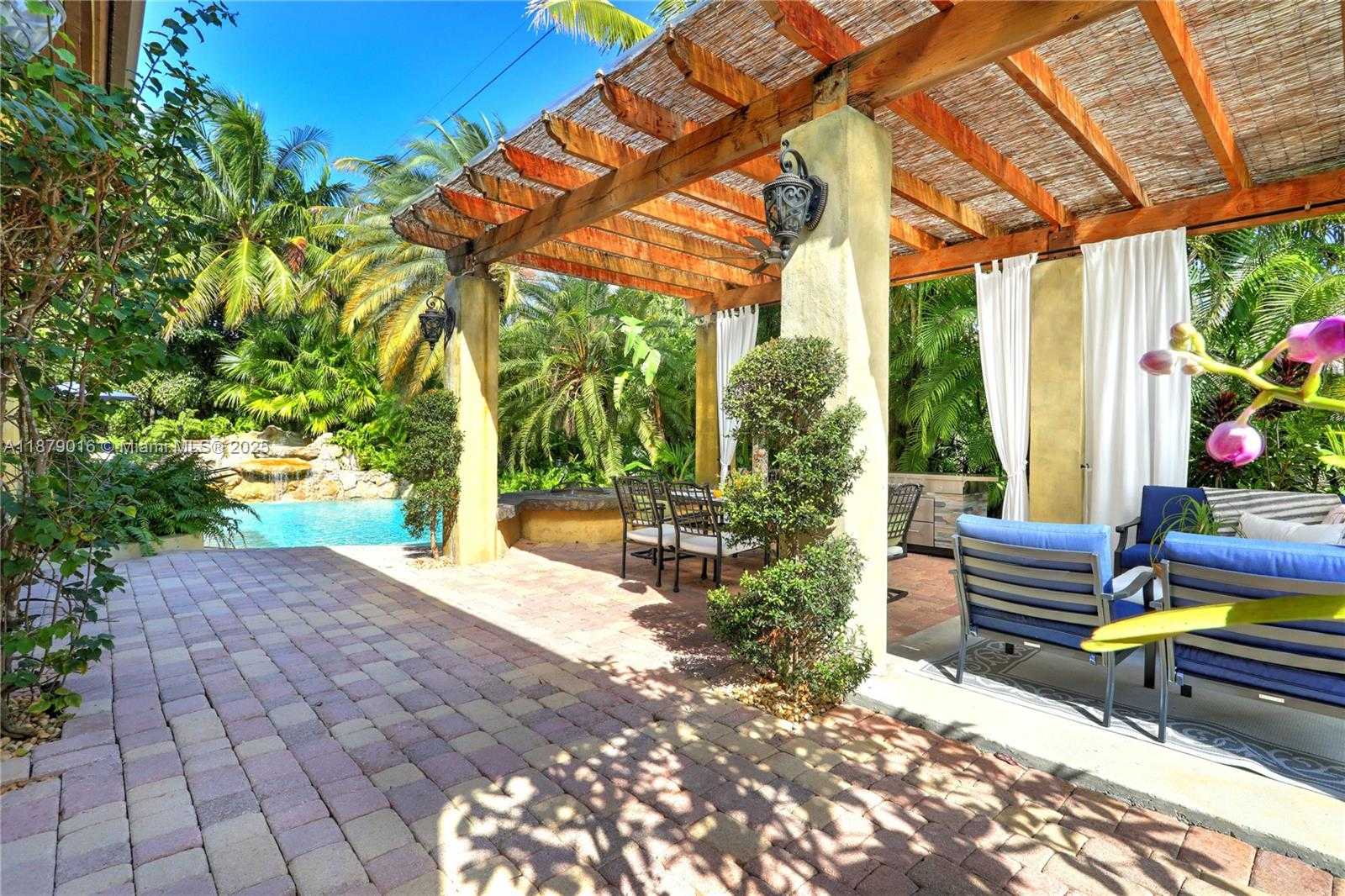 Small Image of 16645 SOUTH WEST 87TH CT, Palmetto Bay Number 16