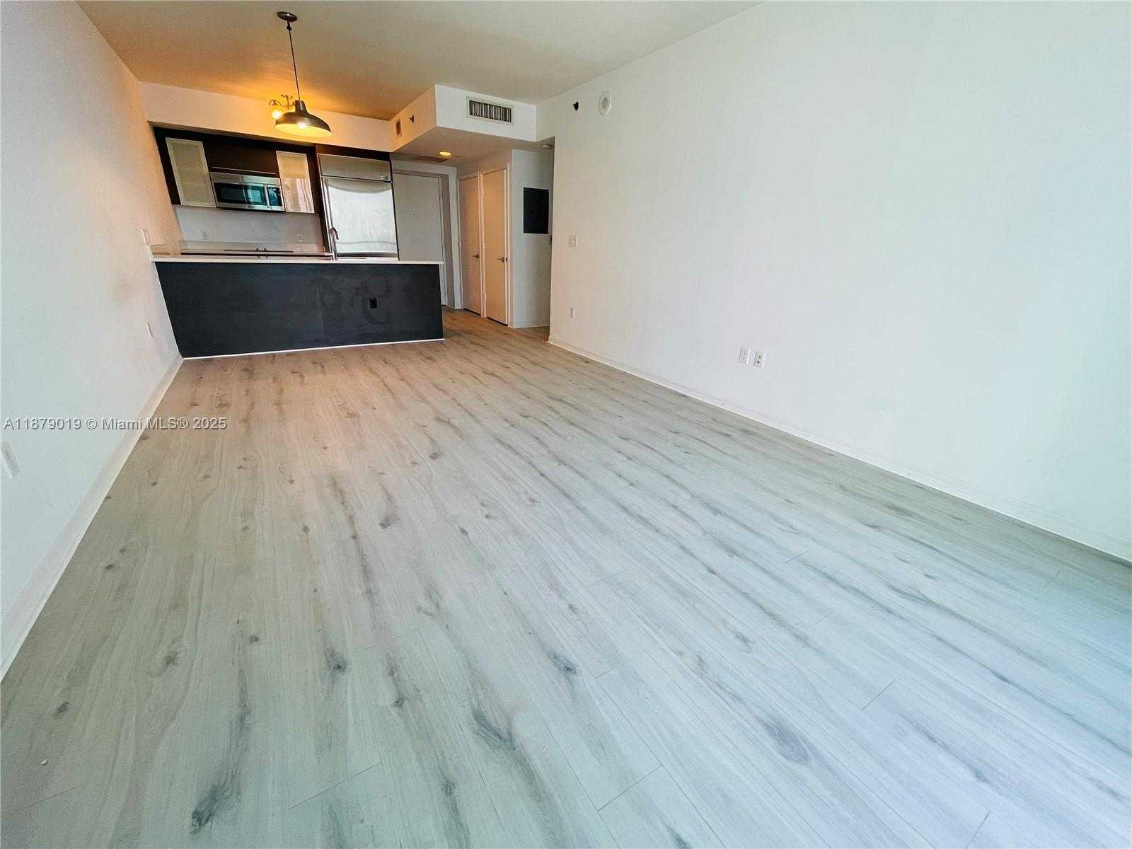 Small Image of 55 SOUTH EAST 6TH ST #3104, Miami Number 8