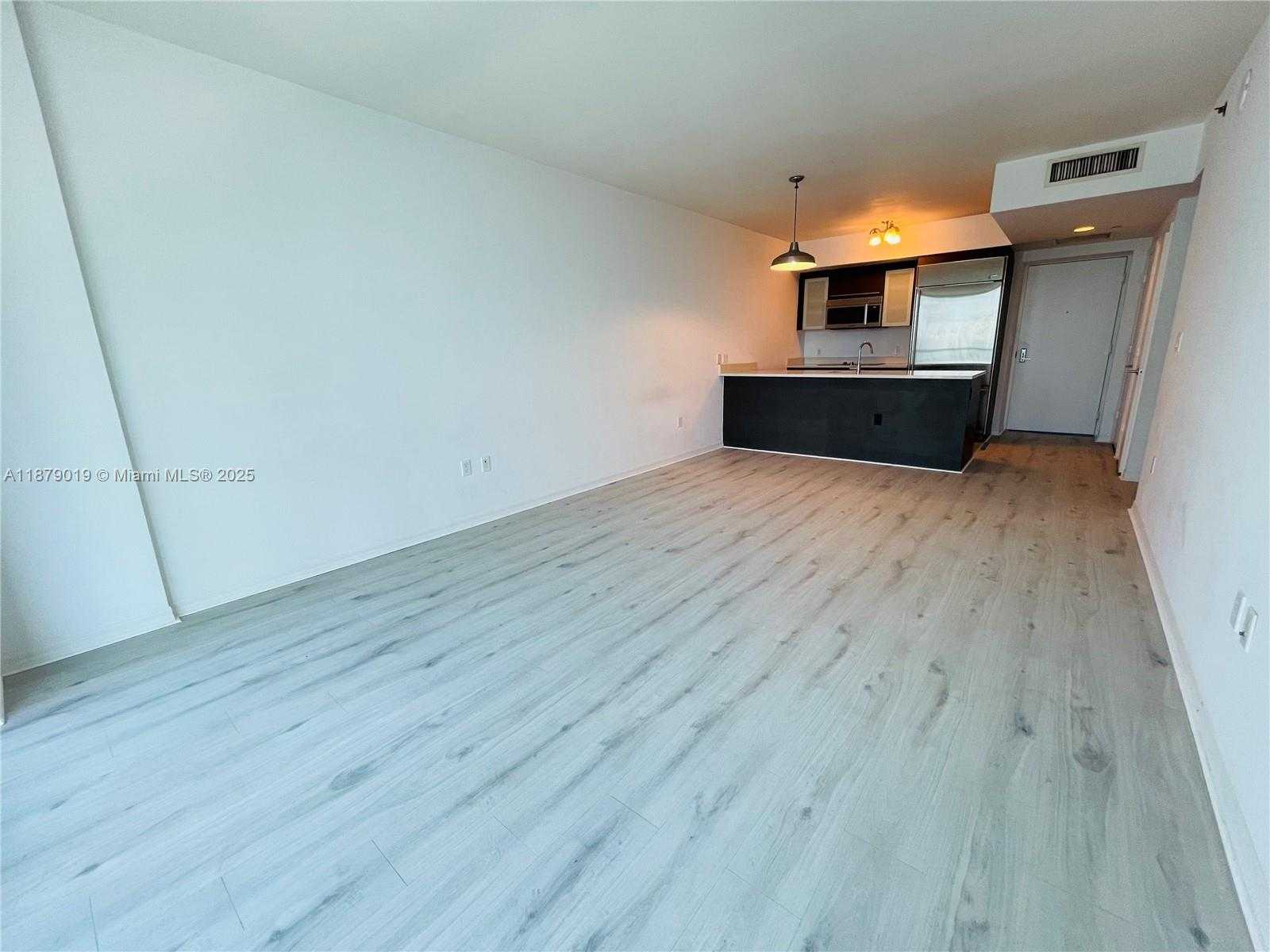 Small Image of 55 SOUTH EAST 6TH ST #3104, Miami Number 9