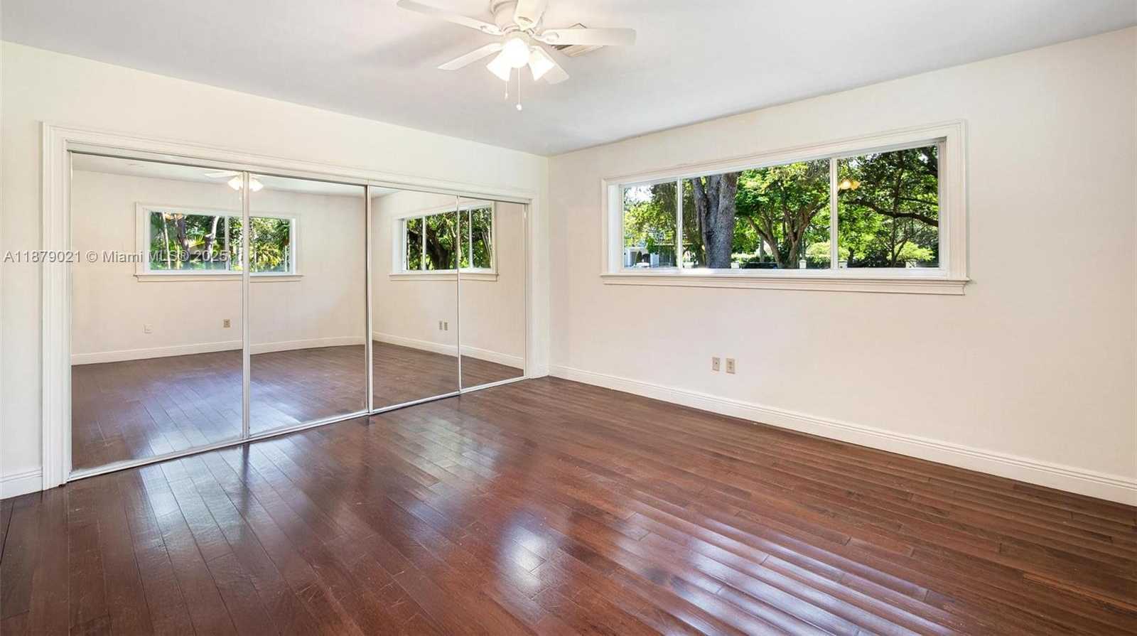 Small Image of 11301 SOUTH WEST 91ST AVE, Miami Number 27