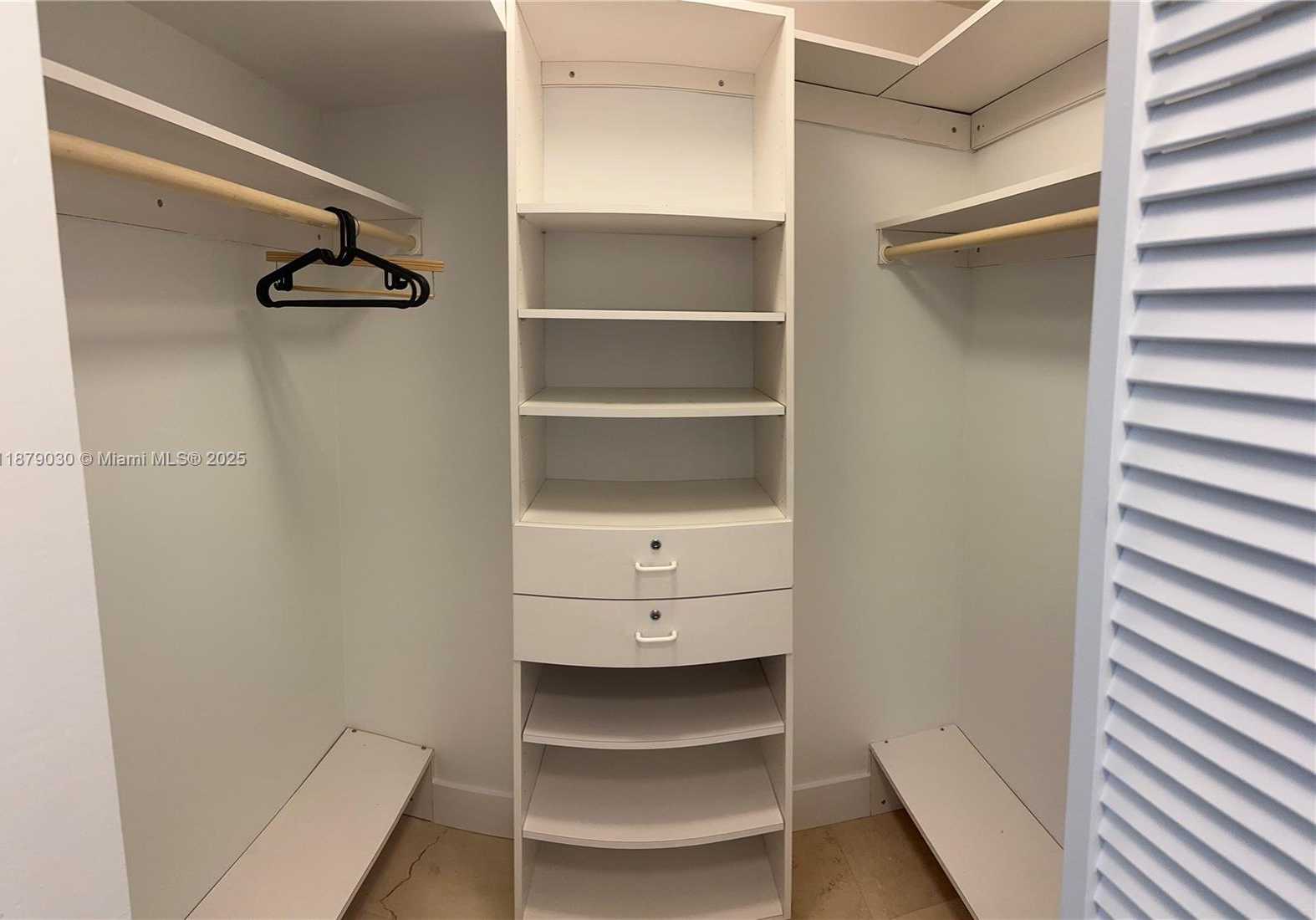 Small Image of 2501 BRICKELL AVE #209, Miami Number 6