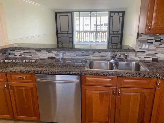 Small Image of 901 NORTH EAST 14TH AVE #407, Hallandale Beach Number 5