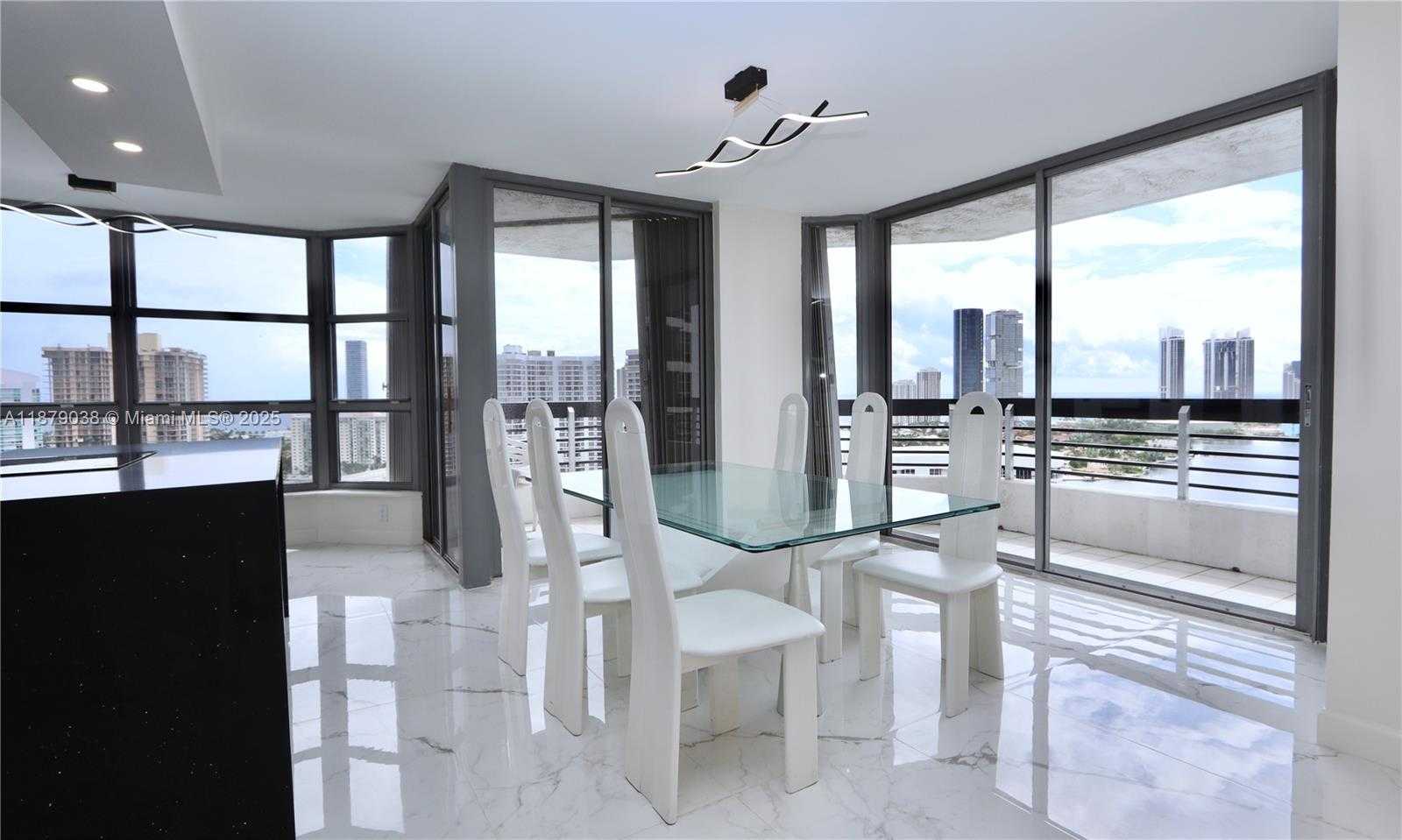 Small Image of 3530 MYSTIC POINTE DR #2510, Aventura Number 2