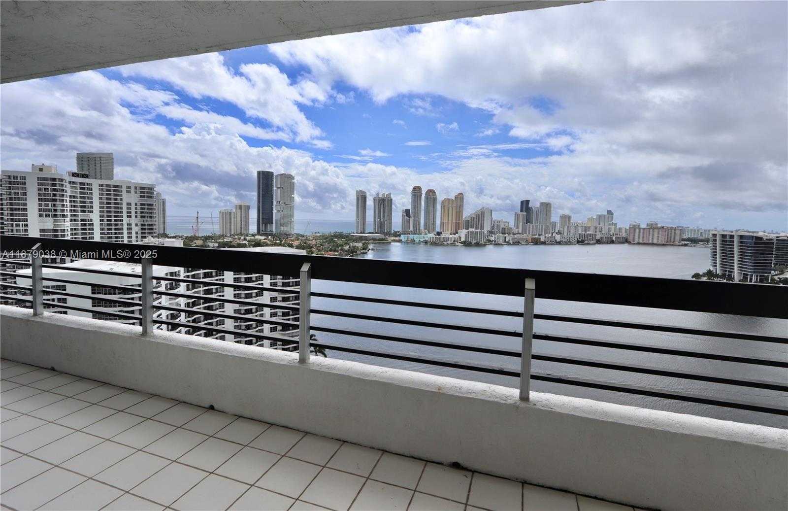 Small Image of 3530 MYSTIC POINTE DR #2510, Aventura Number 24
