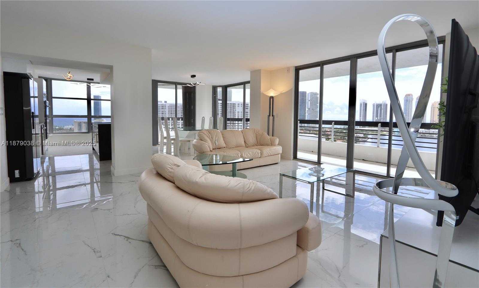 Small Image of 3530 MYSTIC POINTE DR #2510, Aventura Number 8
