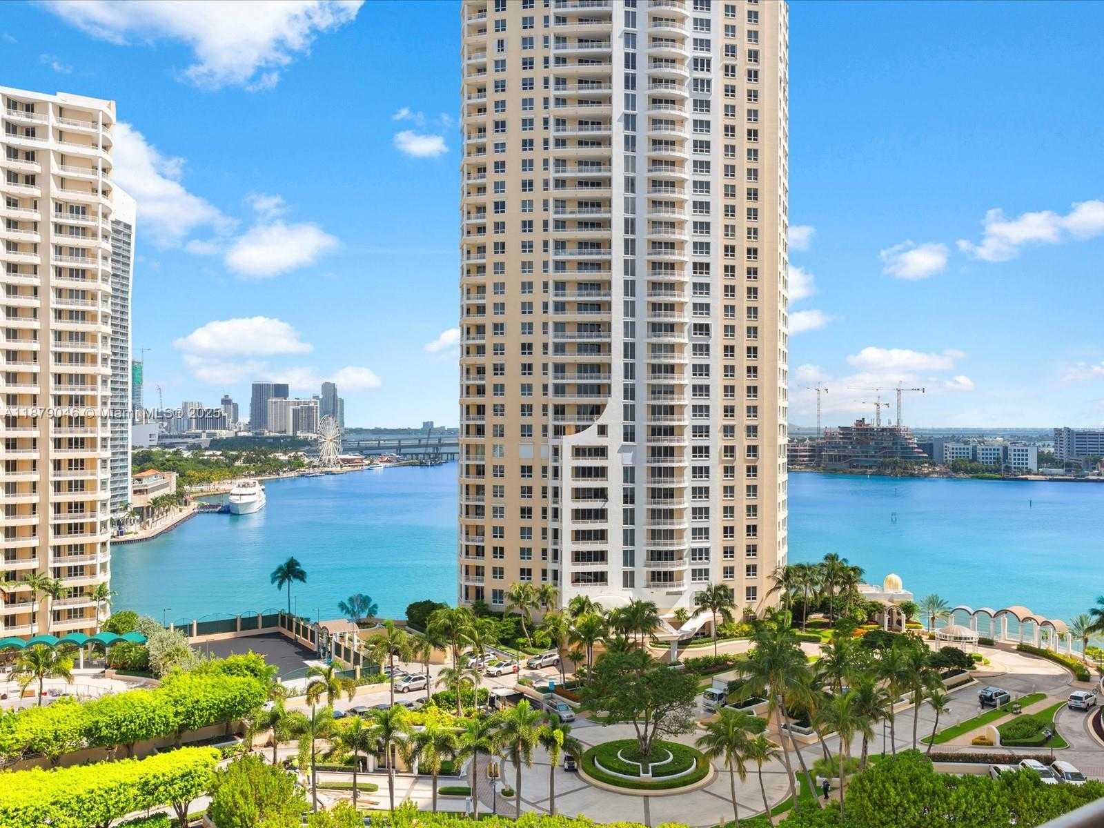 Small Image of 540 BRICKELL KEY DR #1702, Miami Number 18