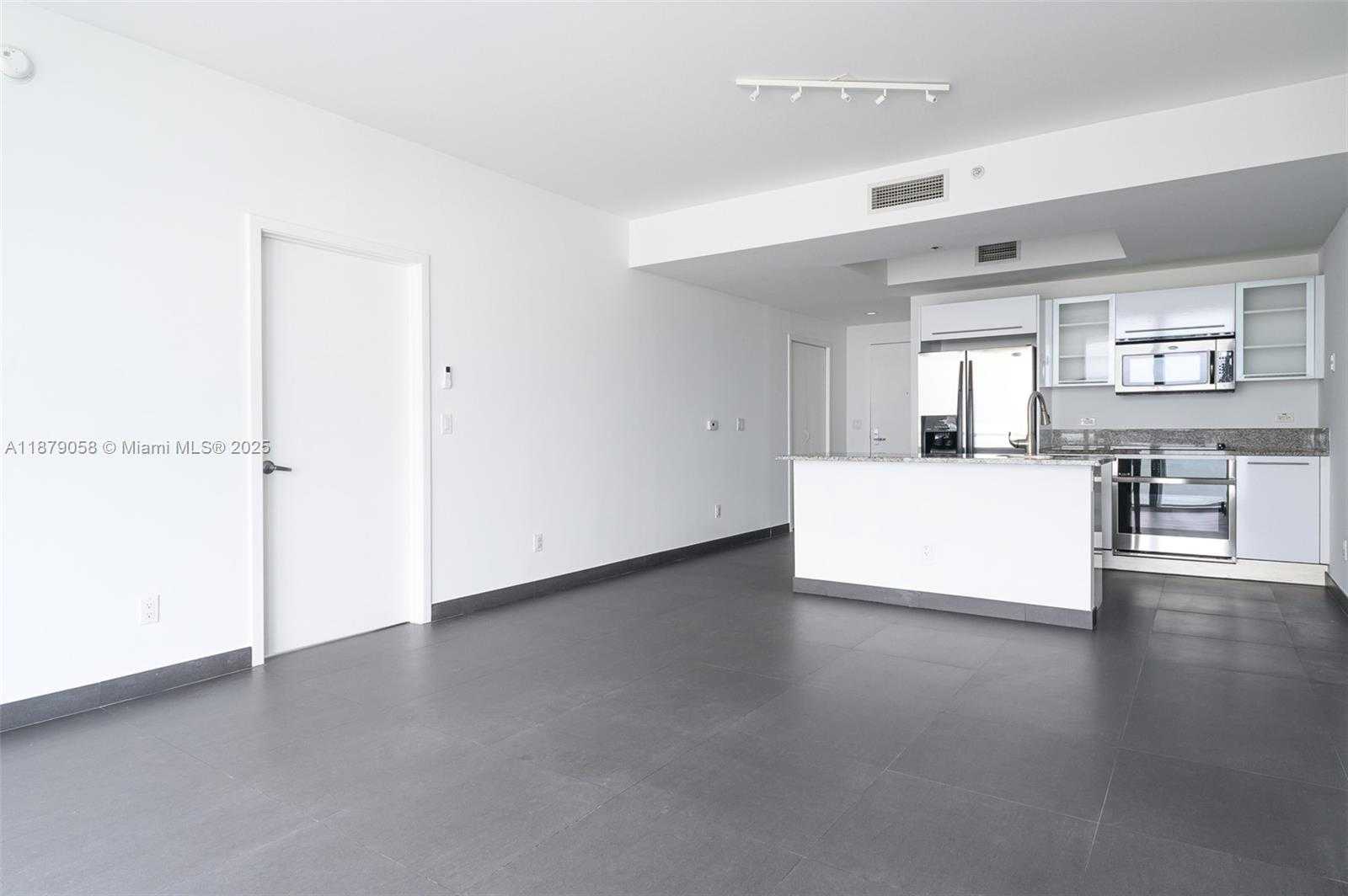 Small Image of 888 BISCAYNE BLVD #3406, Miami Number 10