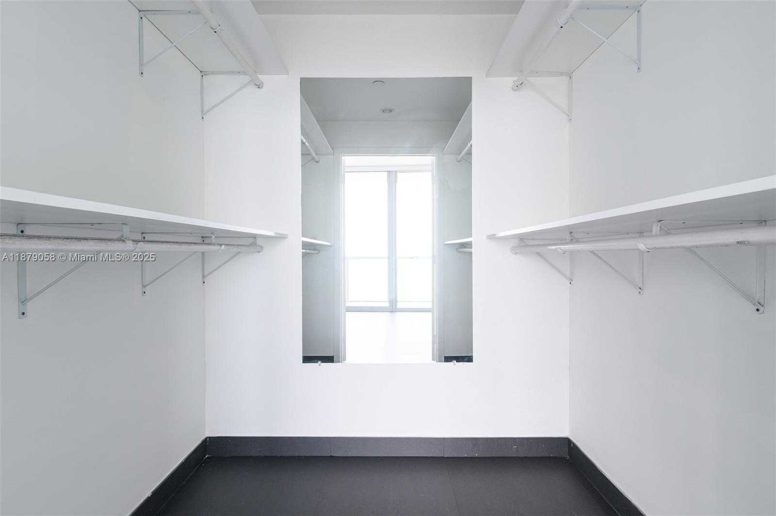 Small Image of 888 BISCAYNE BLVD #3406, Miami Number 13