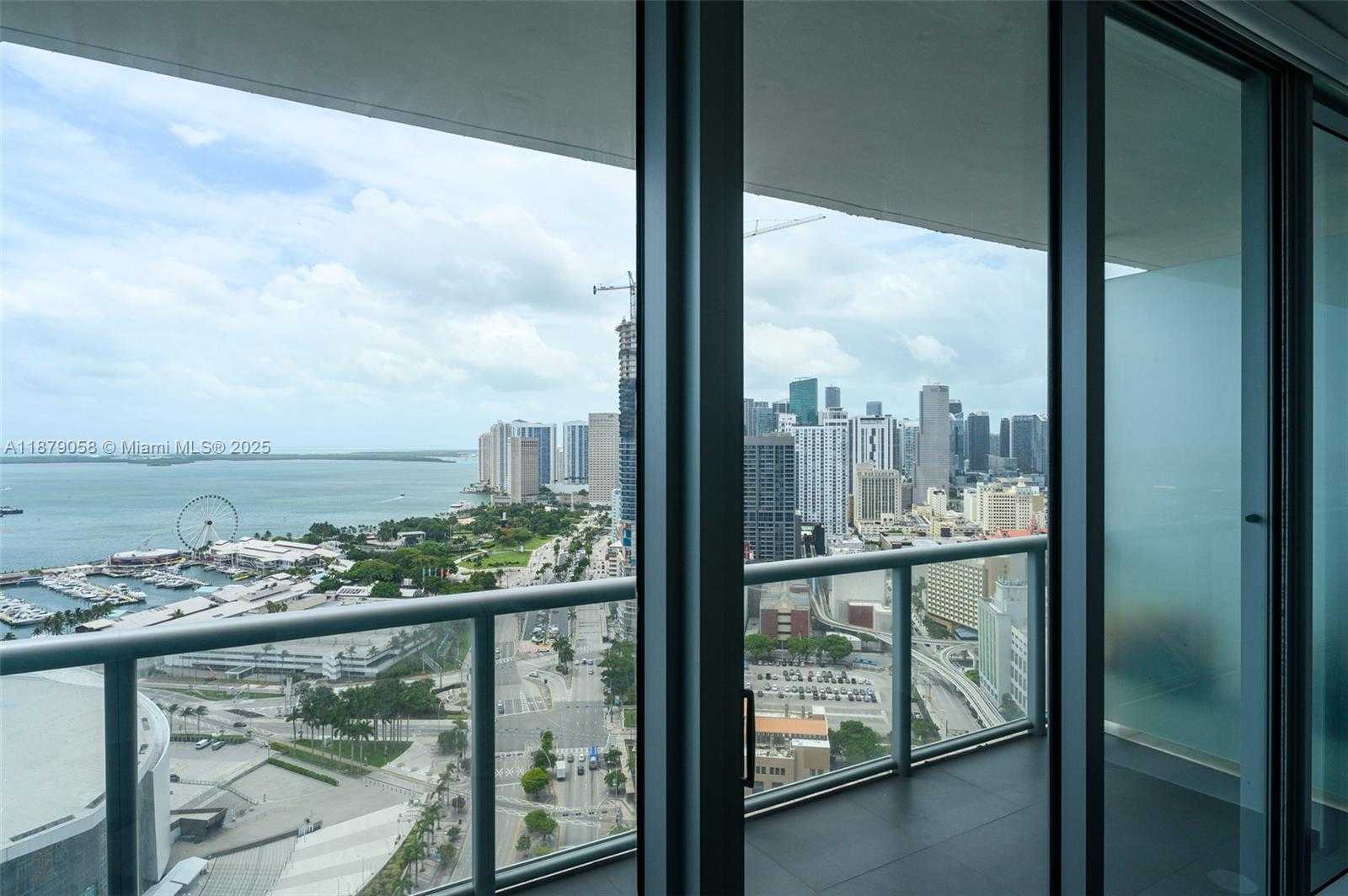 Small Image of 888 BISCAYNE BLVD #3406, Miami Number 19