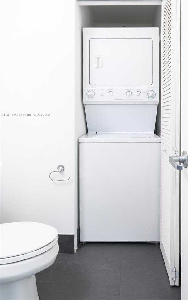 Small Image of 888 BISCAYNE BLVD #3406, Miami Number 23