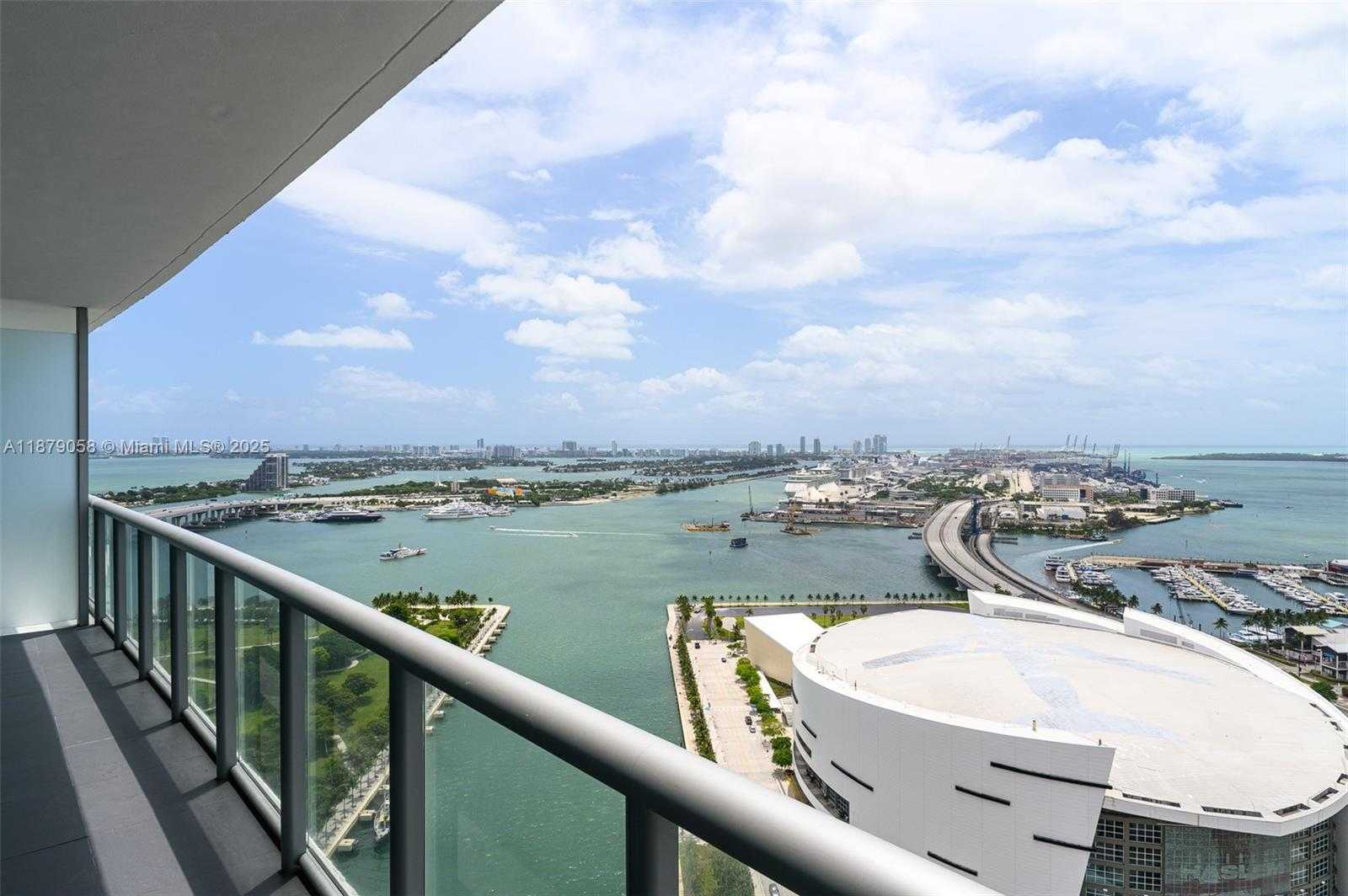 Small Image of 888 BISCAYNE BLVD #3406, Miami Number 30
