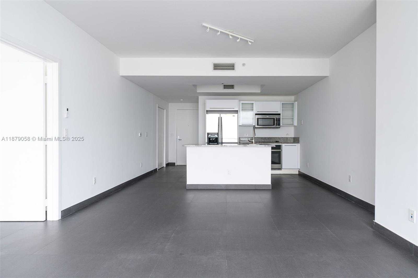 Small Image of 888 BISCAYNE BLVD #3406, Miami Number 9